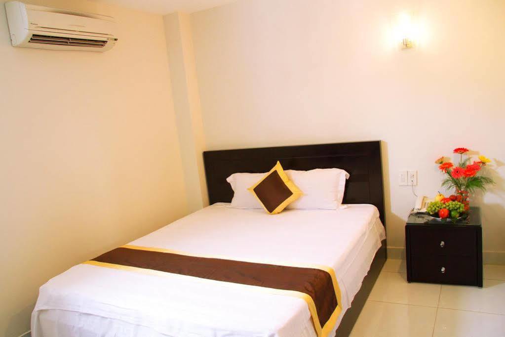 Bach Duong Hotel
