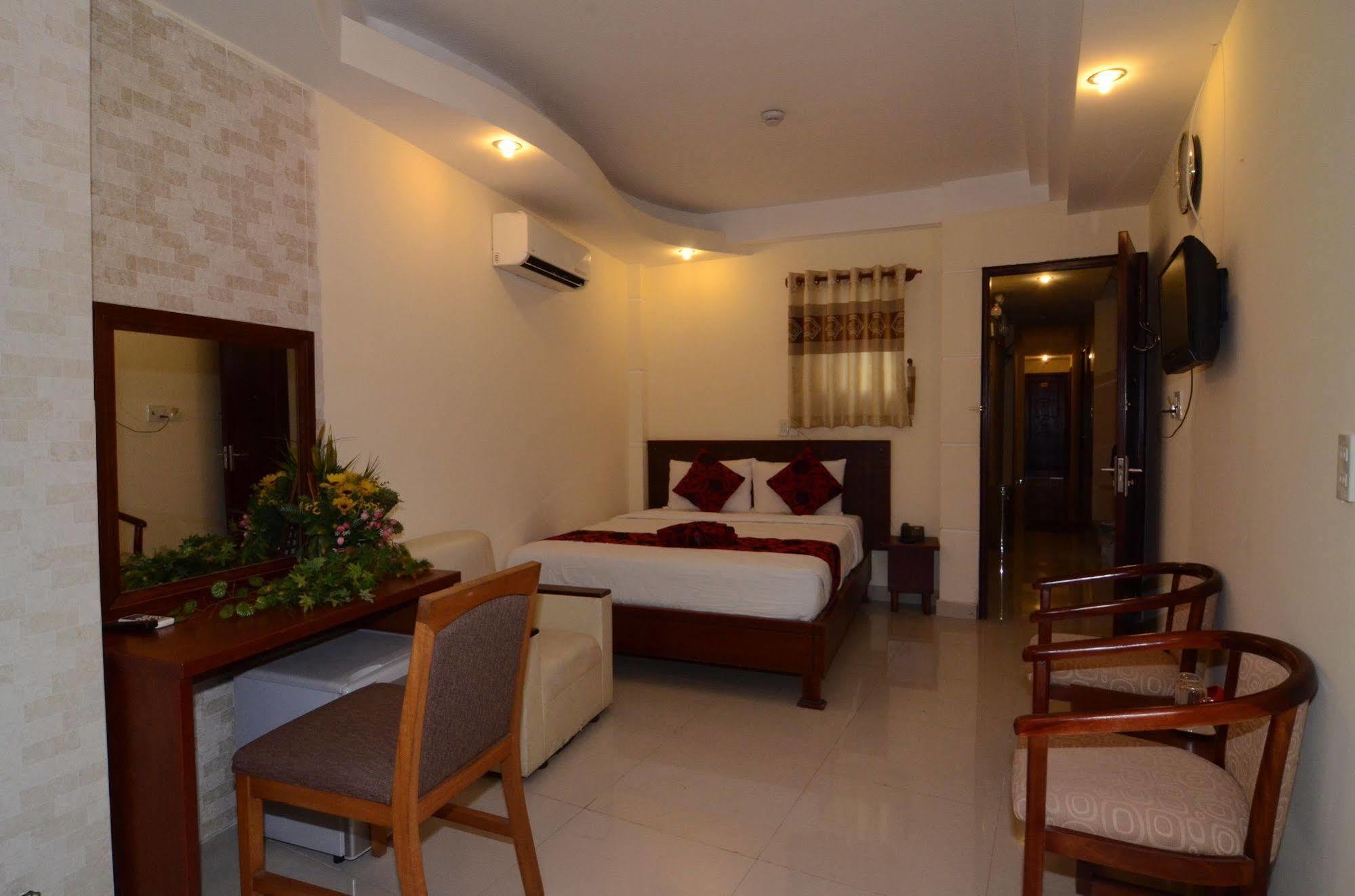 Vintage Park View & - Hoang Phi Hotel 3*