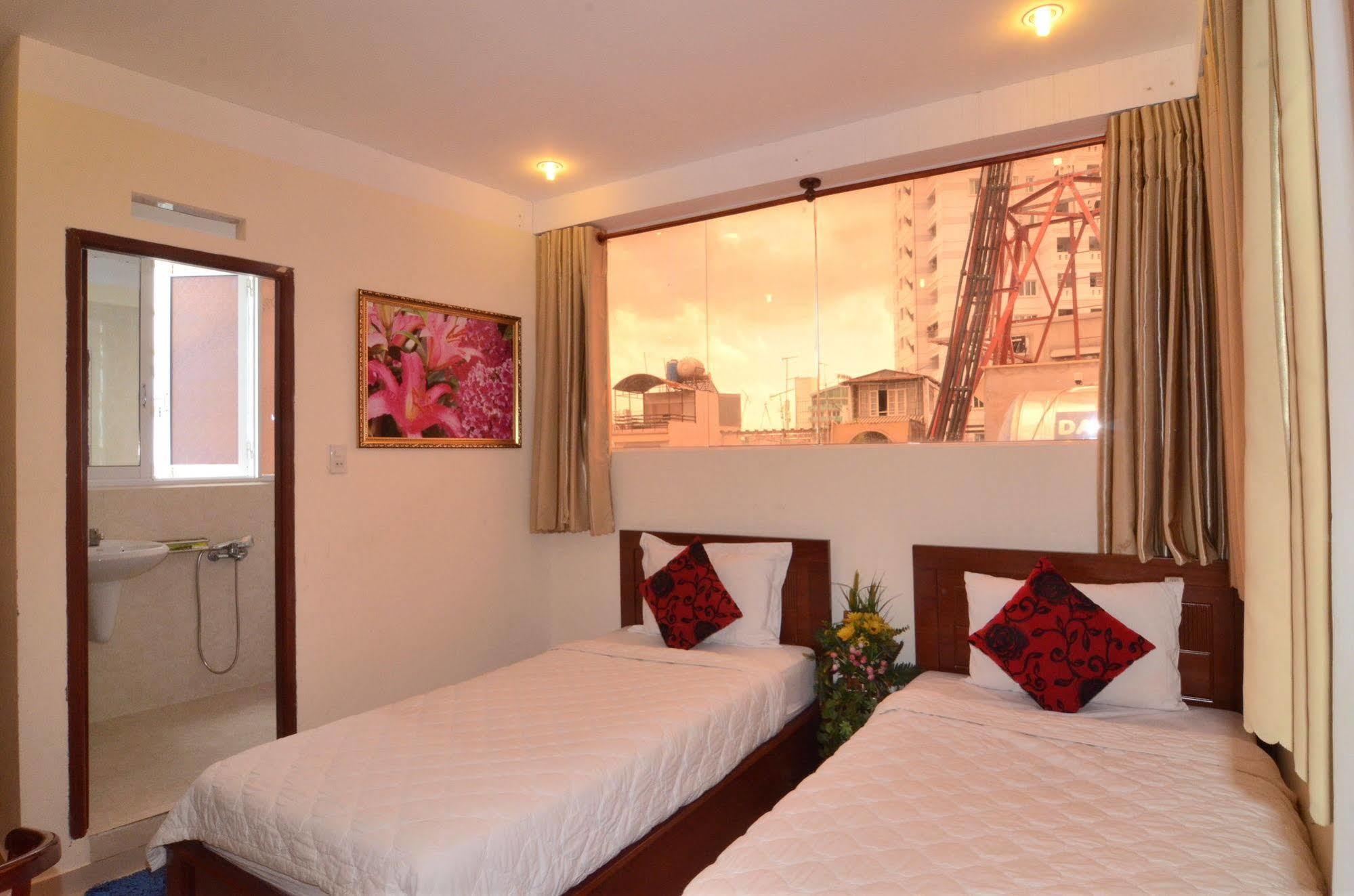 Vintage Park View & - Hoang Phi 3*