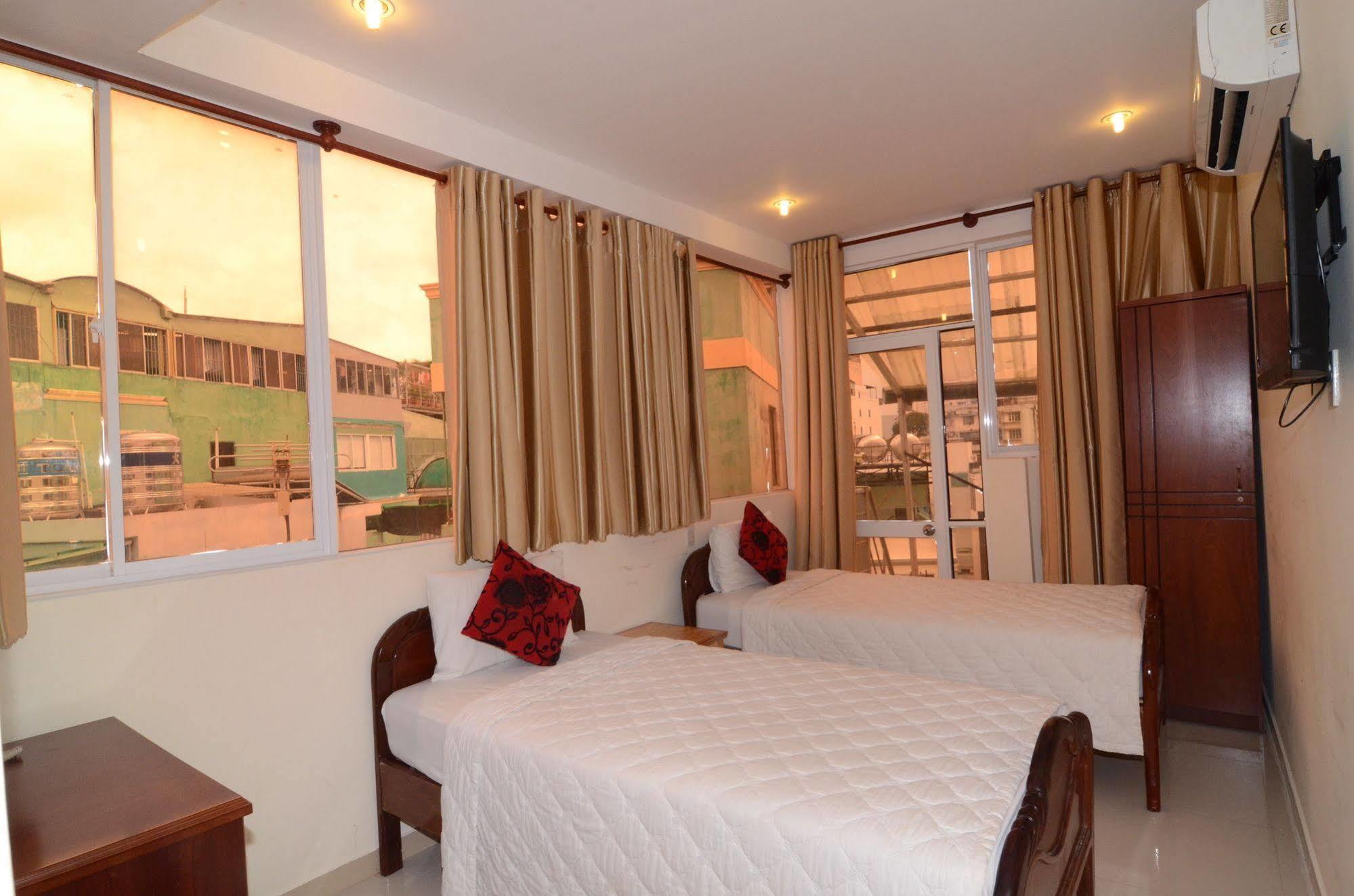 Vintage Park View & - Hoang Phi Hotel 3*