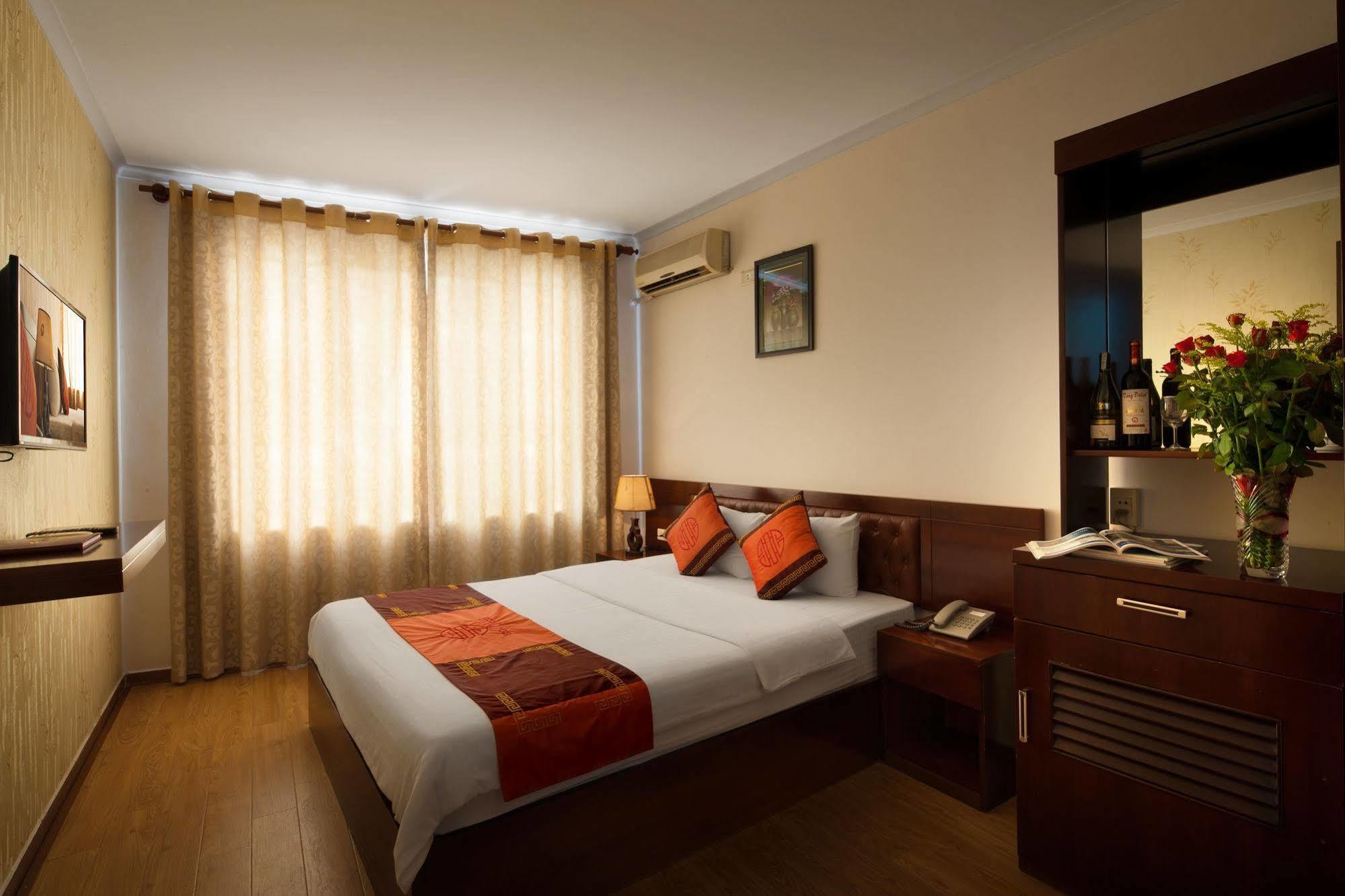 Aontel Grand 3*