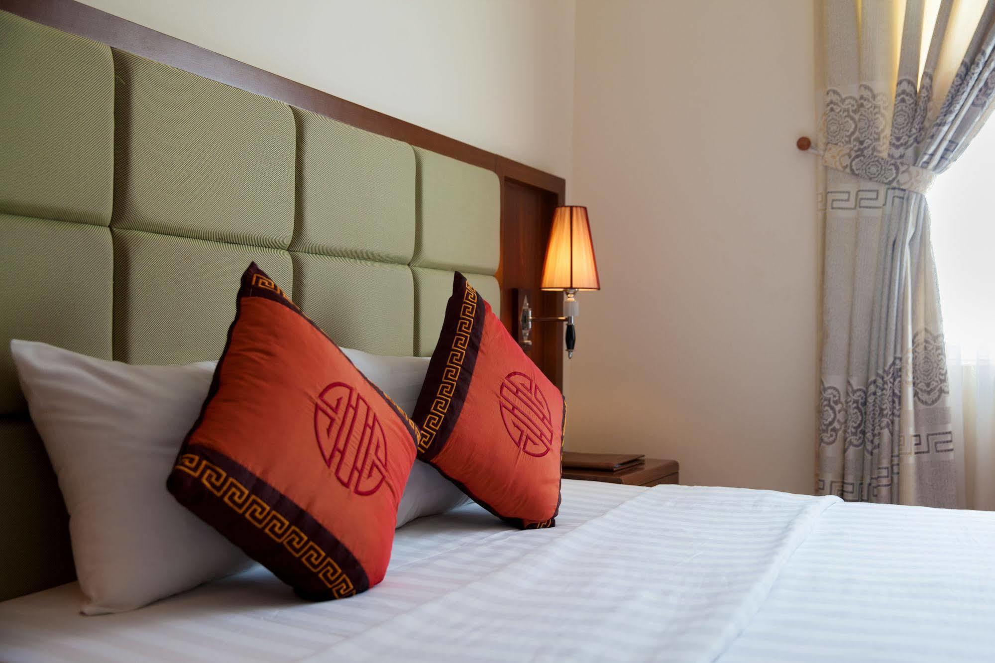Hotel Aontel Grand