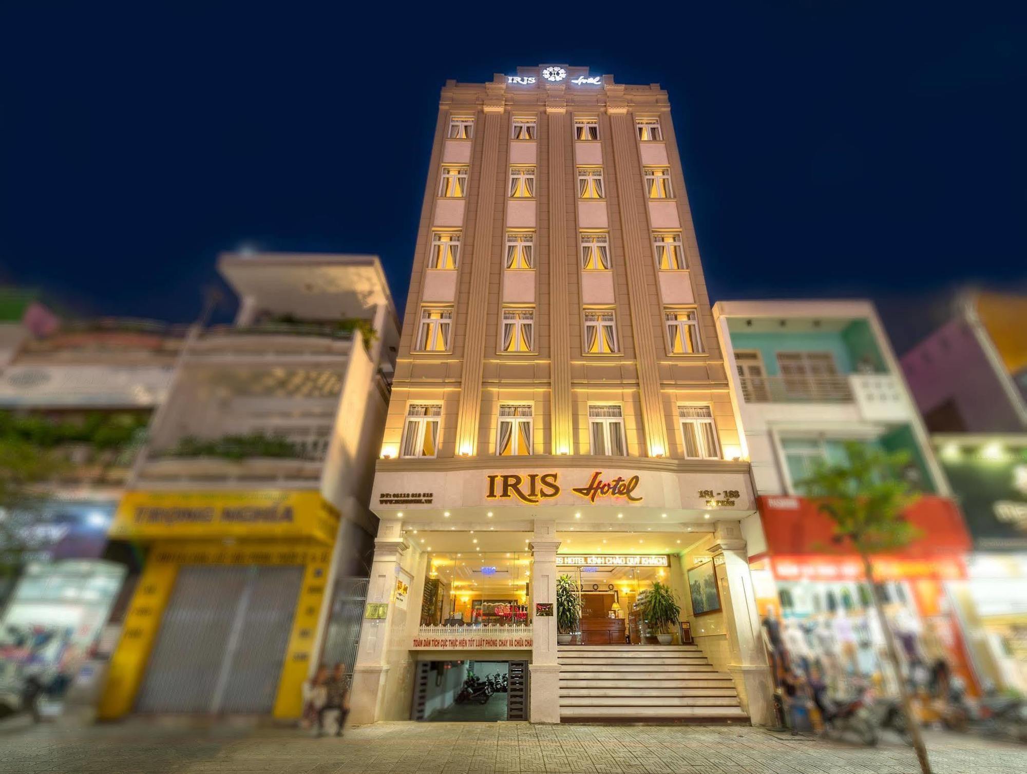 Iris
