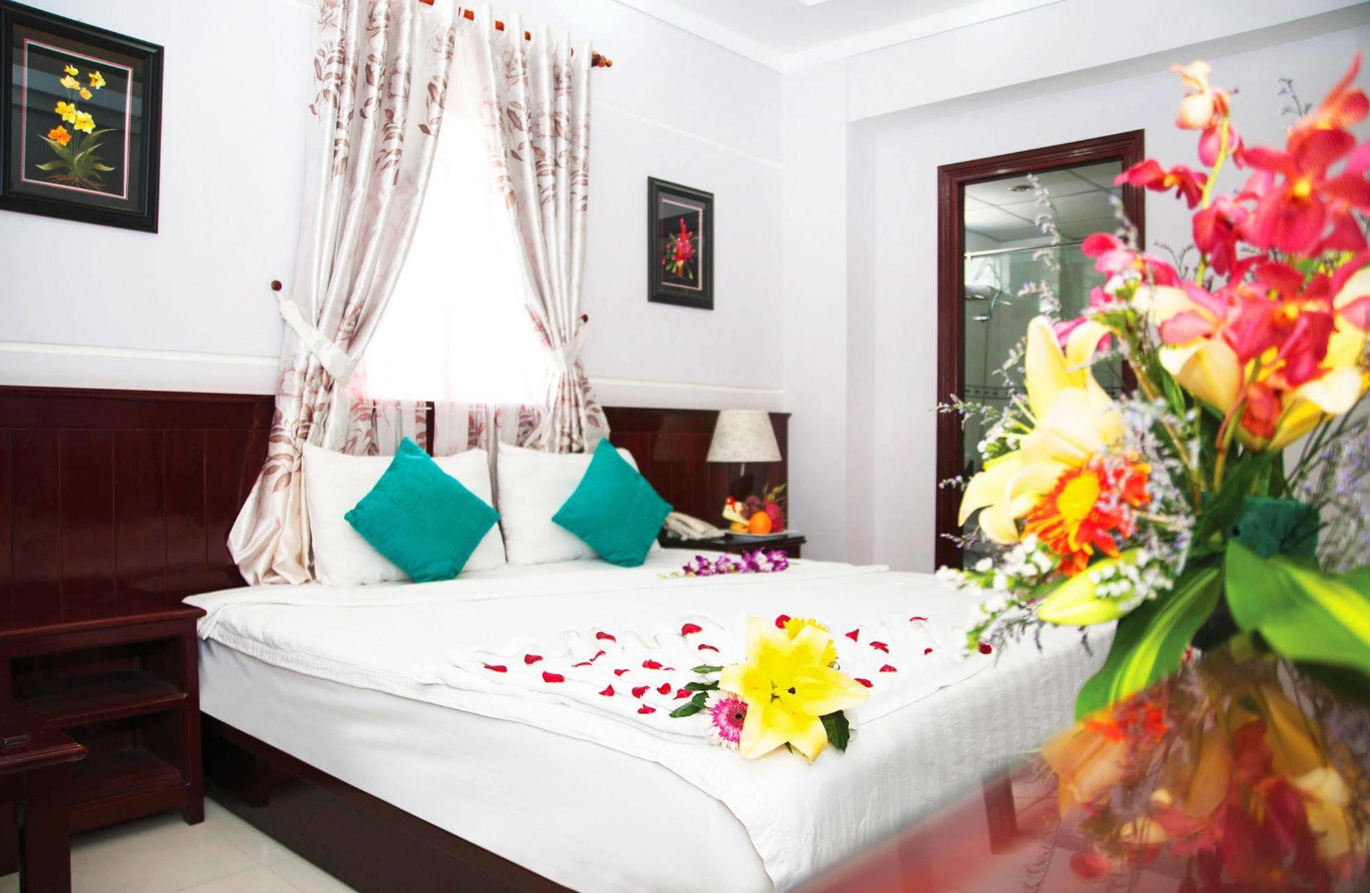 Victorian Hotel 3*