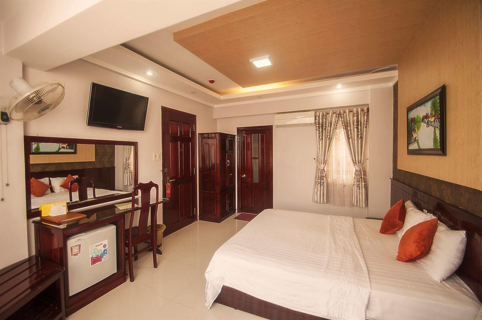 Victorian Hotel 3*