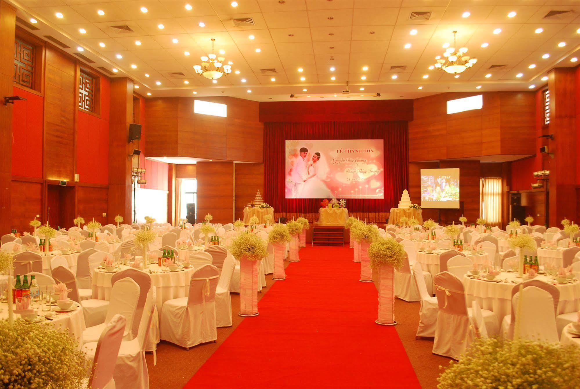 Hotel Cwd Hanoi