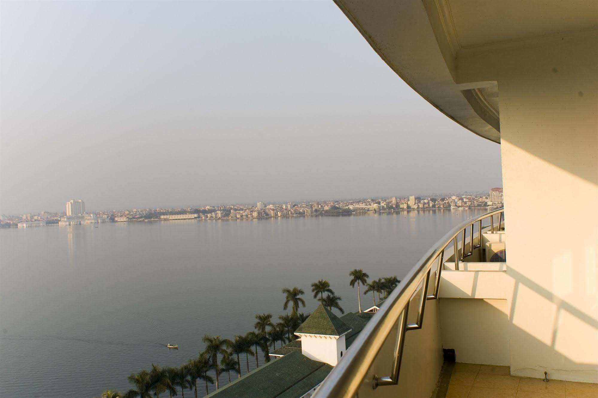 Hotel Cwd Hanoi
