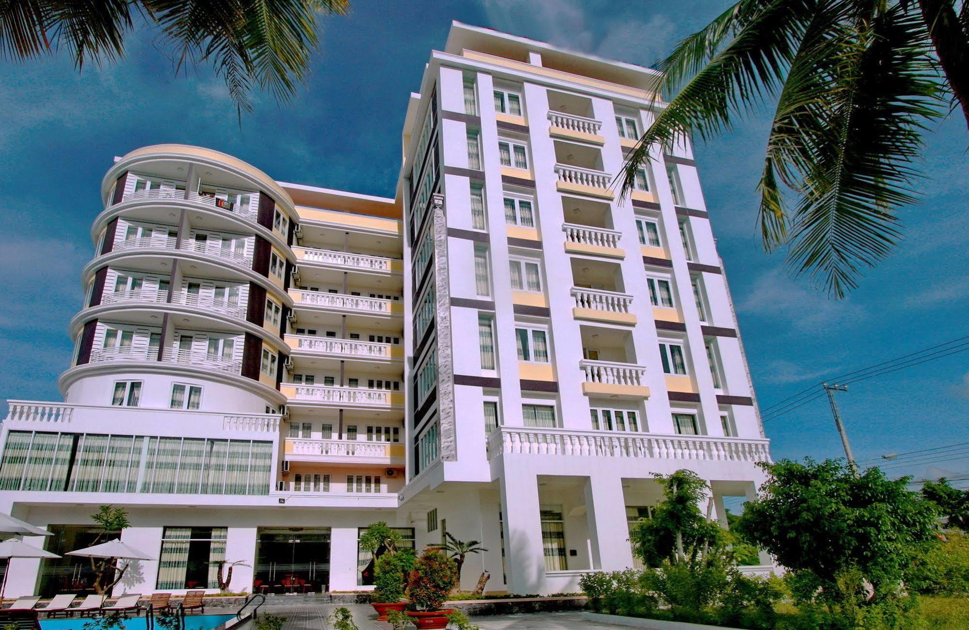 Chau Loan Nha Trang