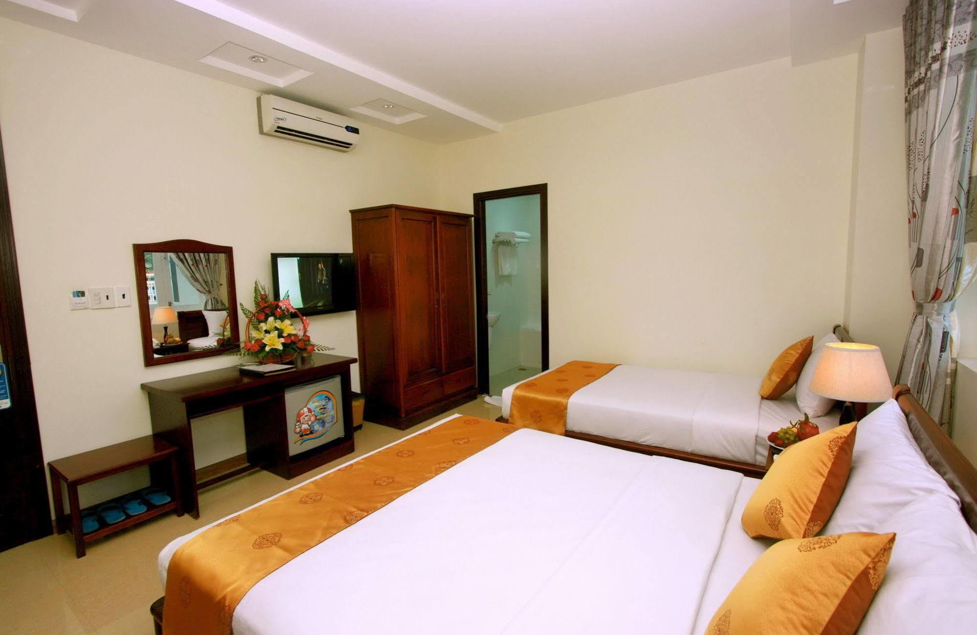 Chau Loan Nha Trang Hotel 3*