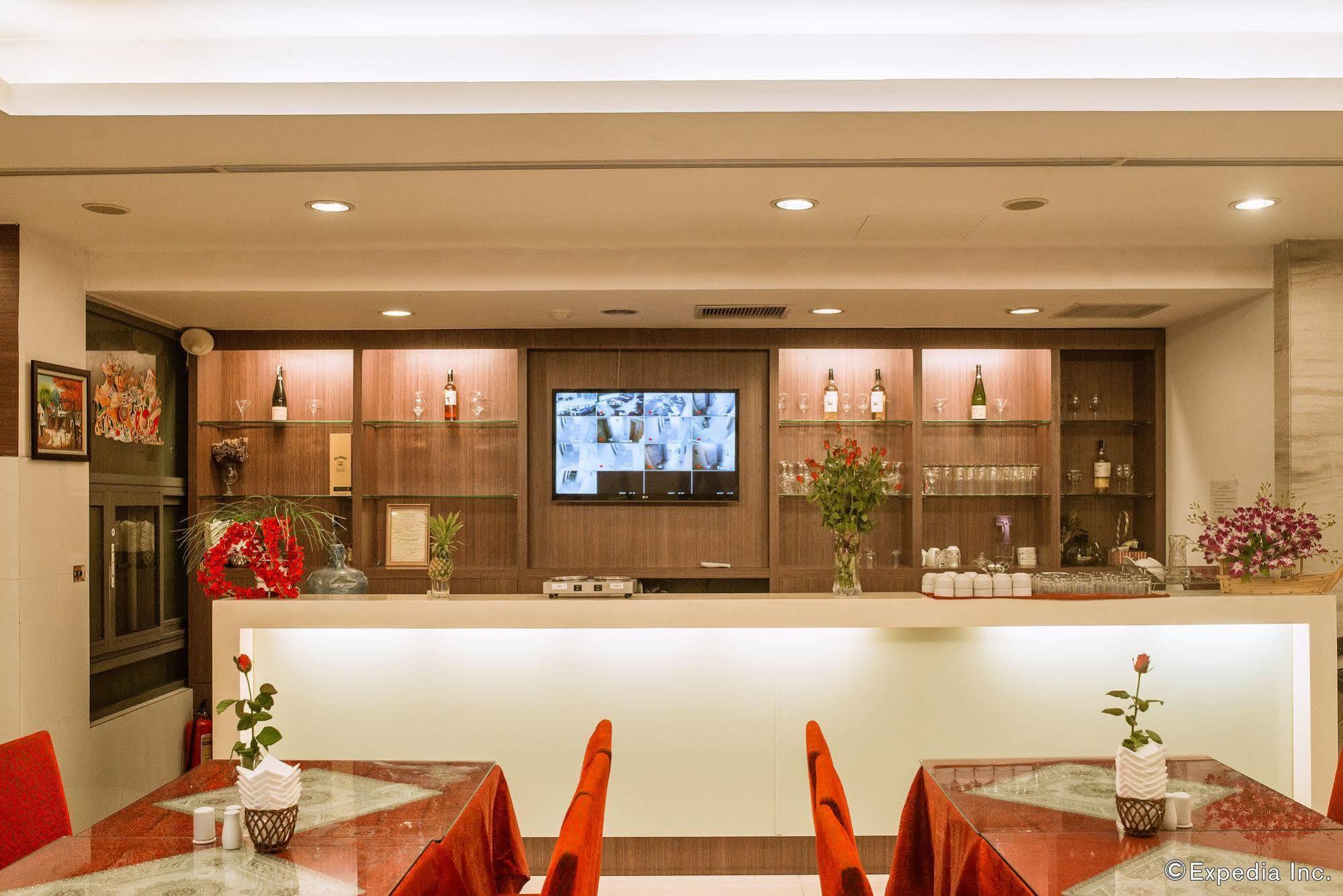 Hotel Romance Hanoi