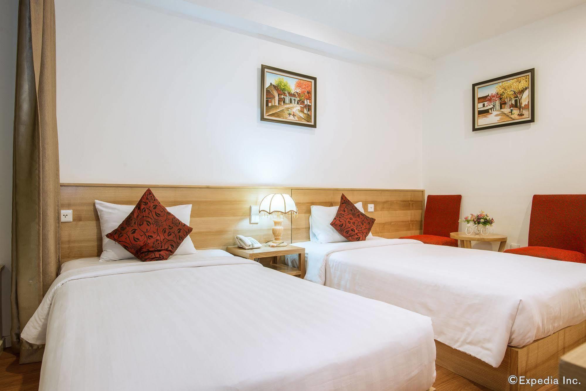 Romance Hotel