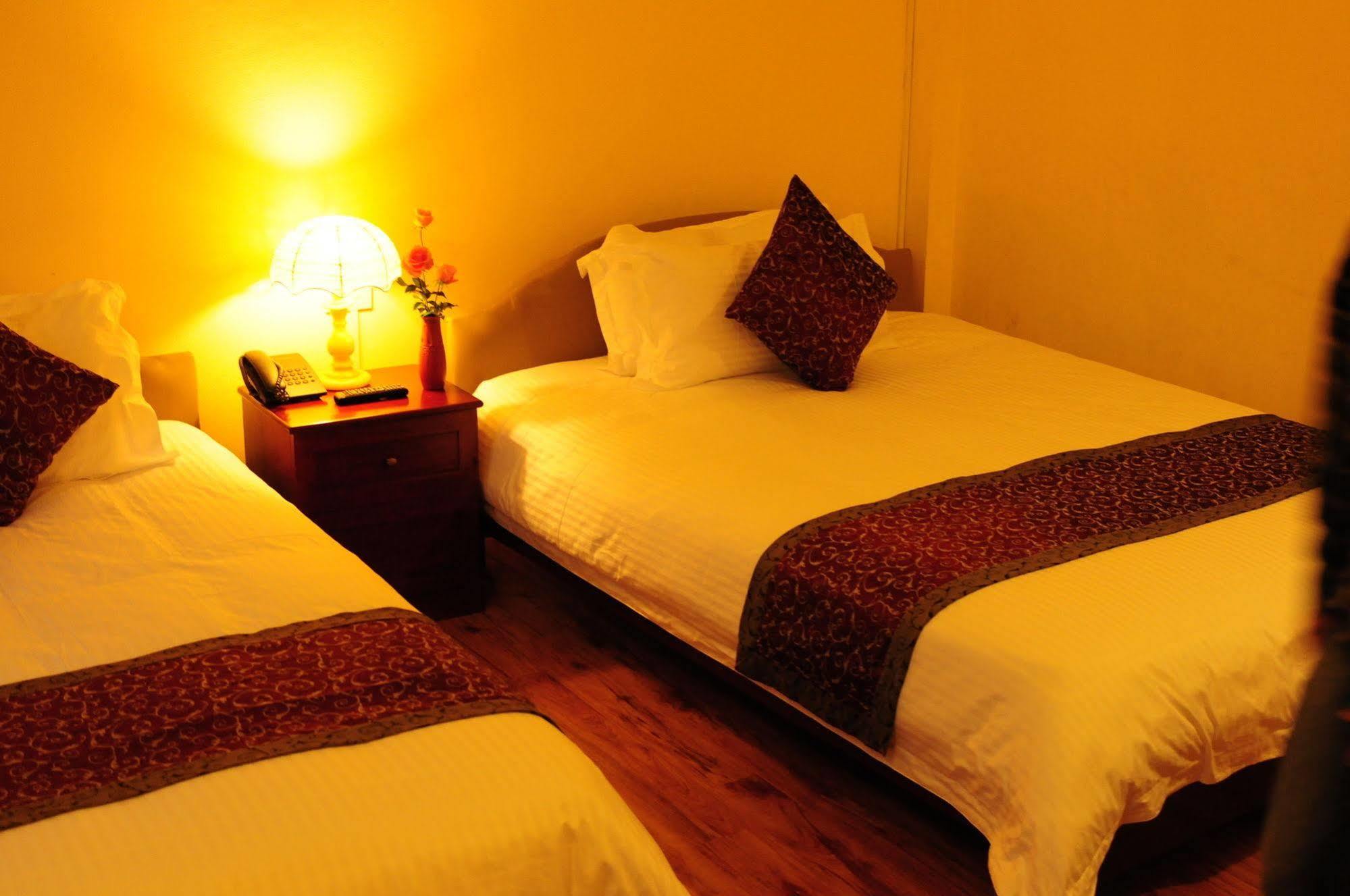 Hotel Legend