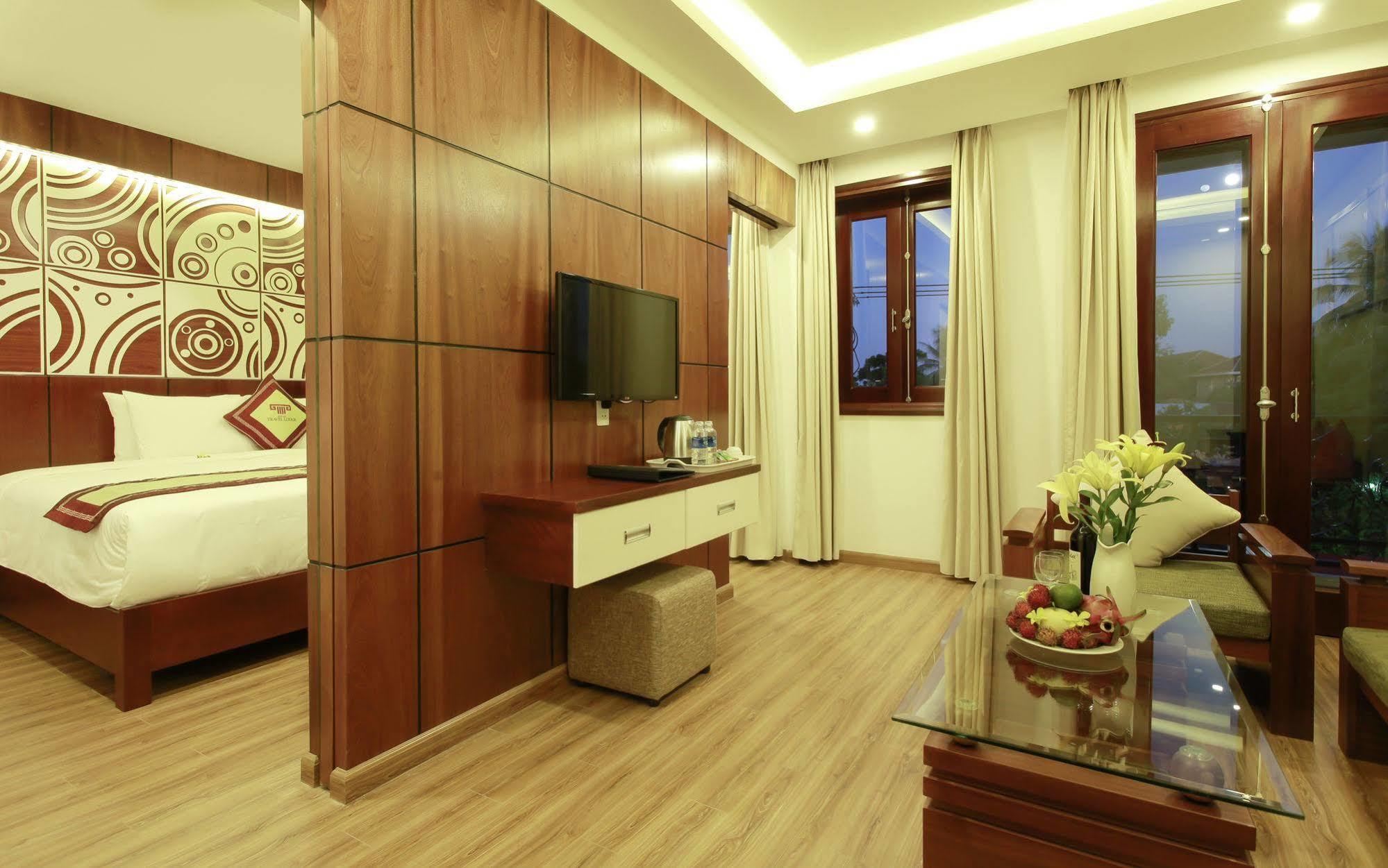 Hotel Travel