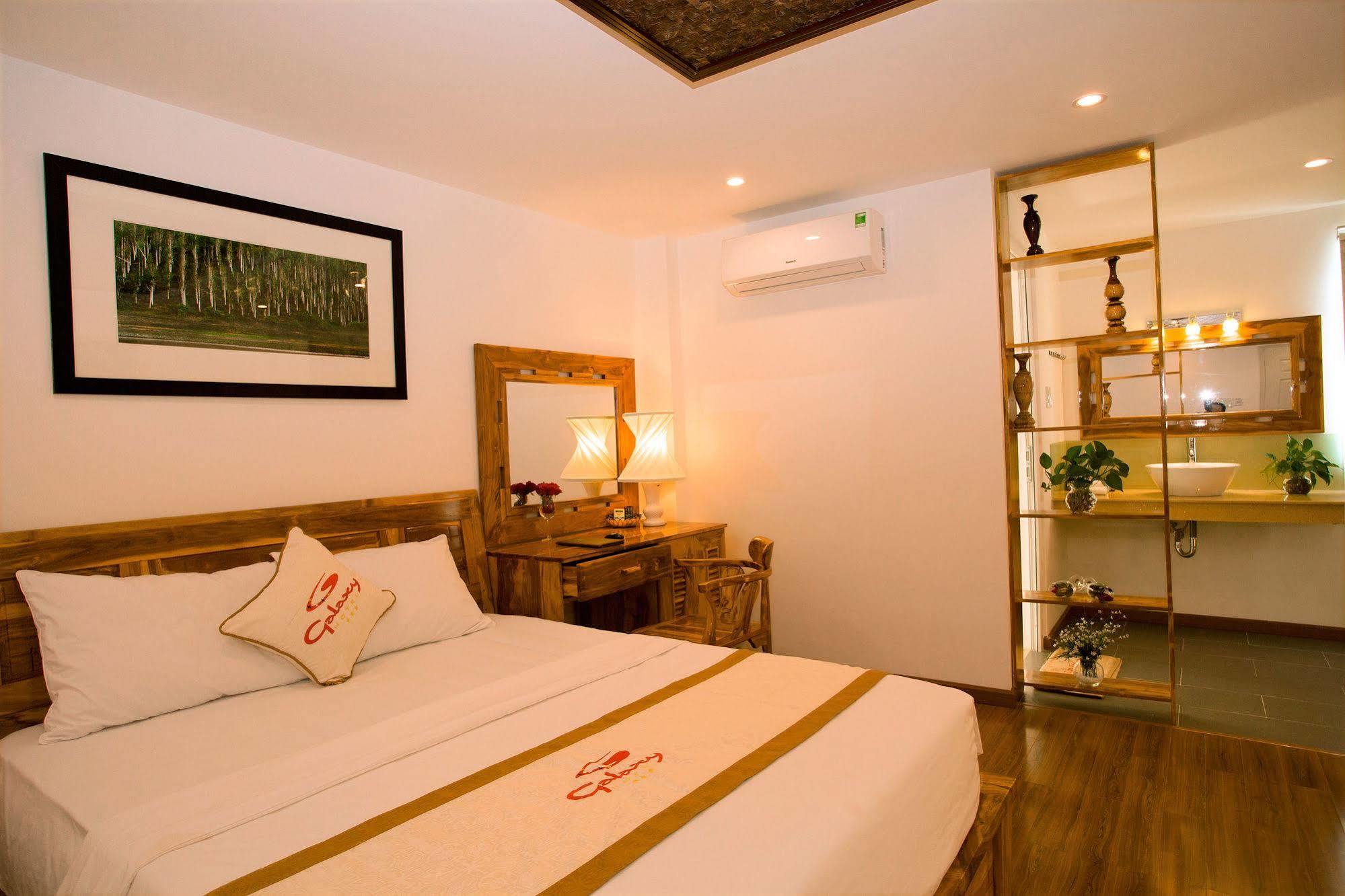 Hotel Rex & Nha Trang
