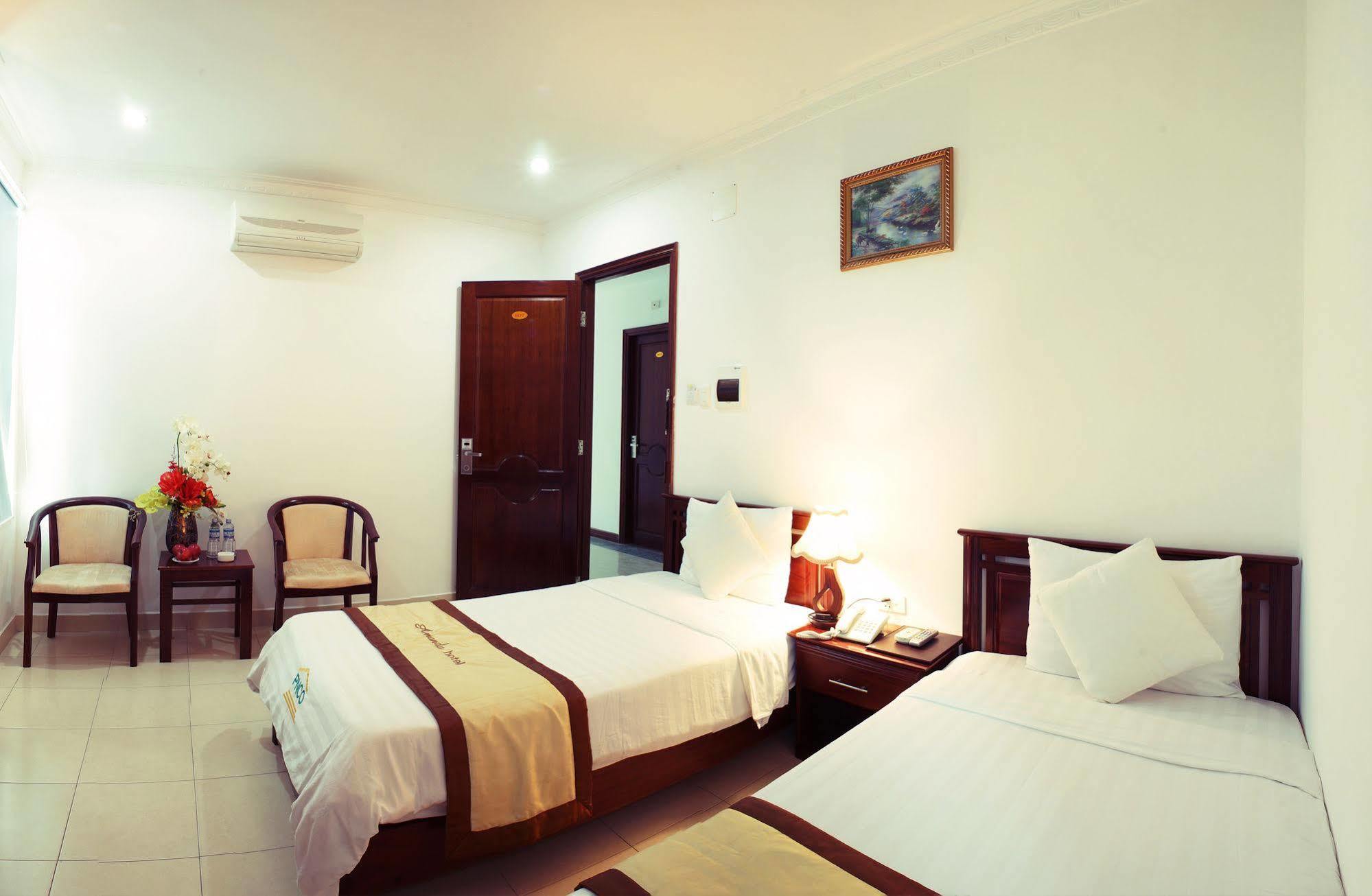 Amanda Hotel 3*