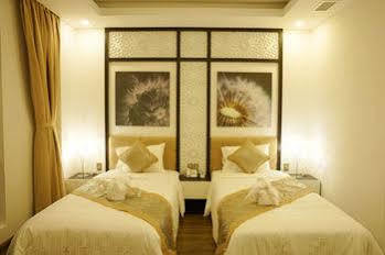 Flora & 2* Đà Nẵng