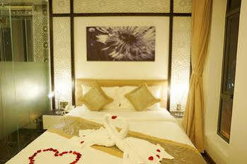Hotel Flora & Đà Nẵng