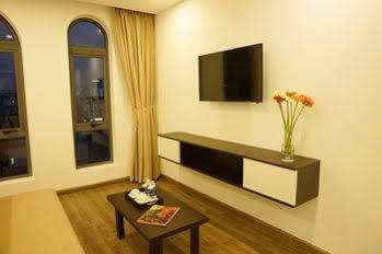 Hotel Flora &