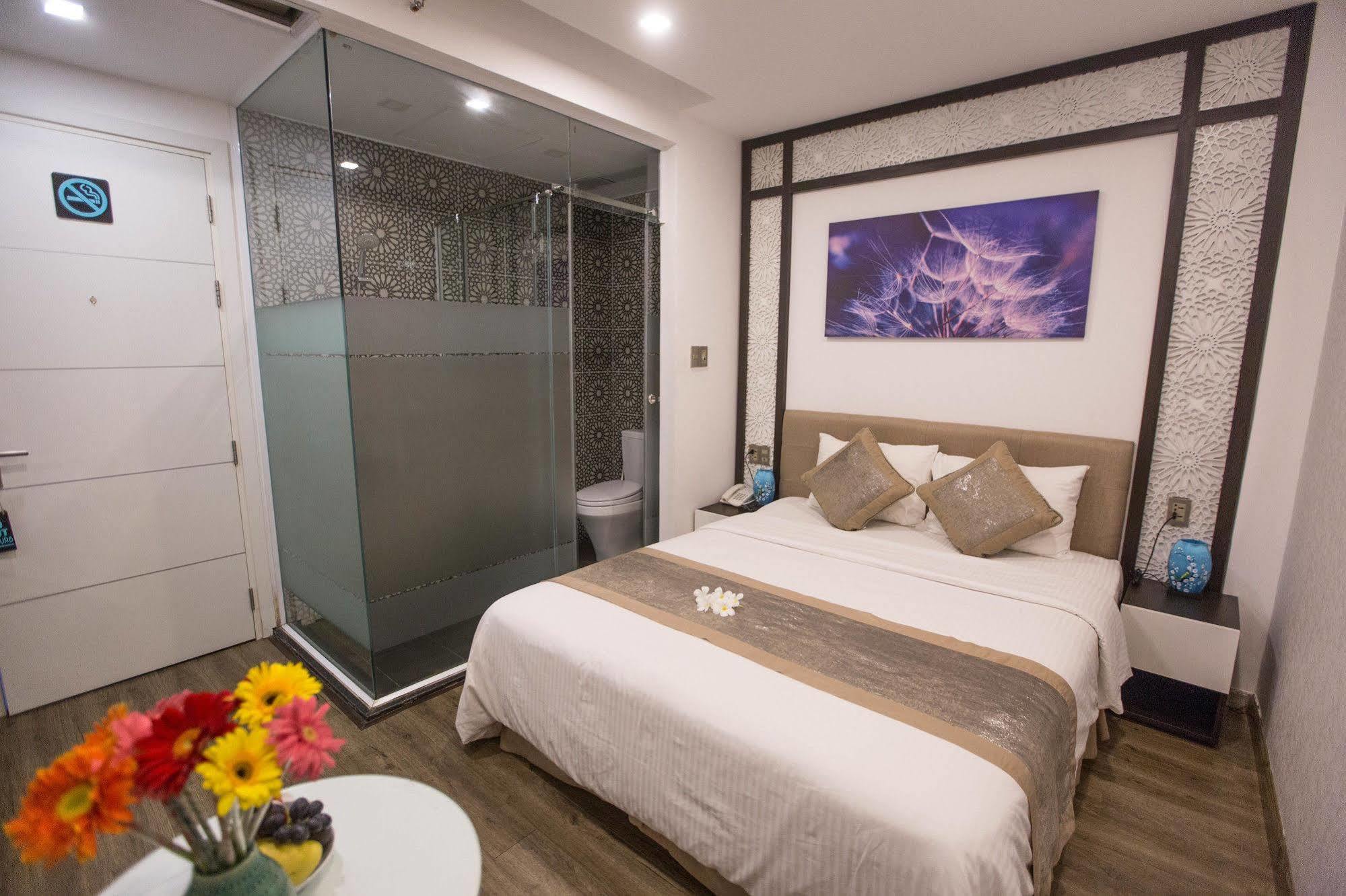 Flora & Hotel Đà Nẵng