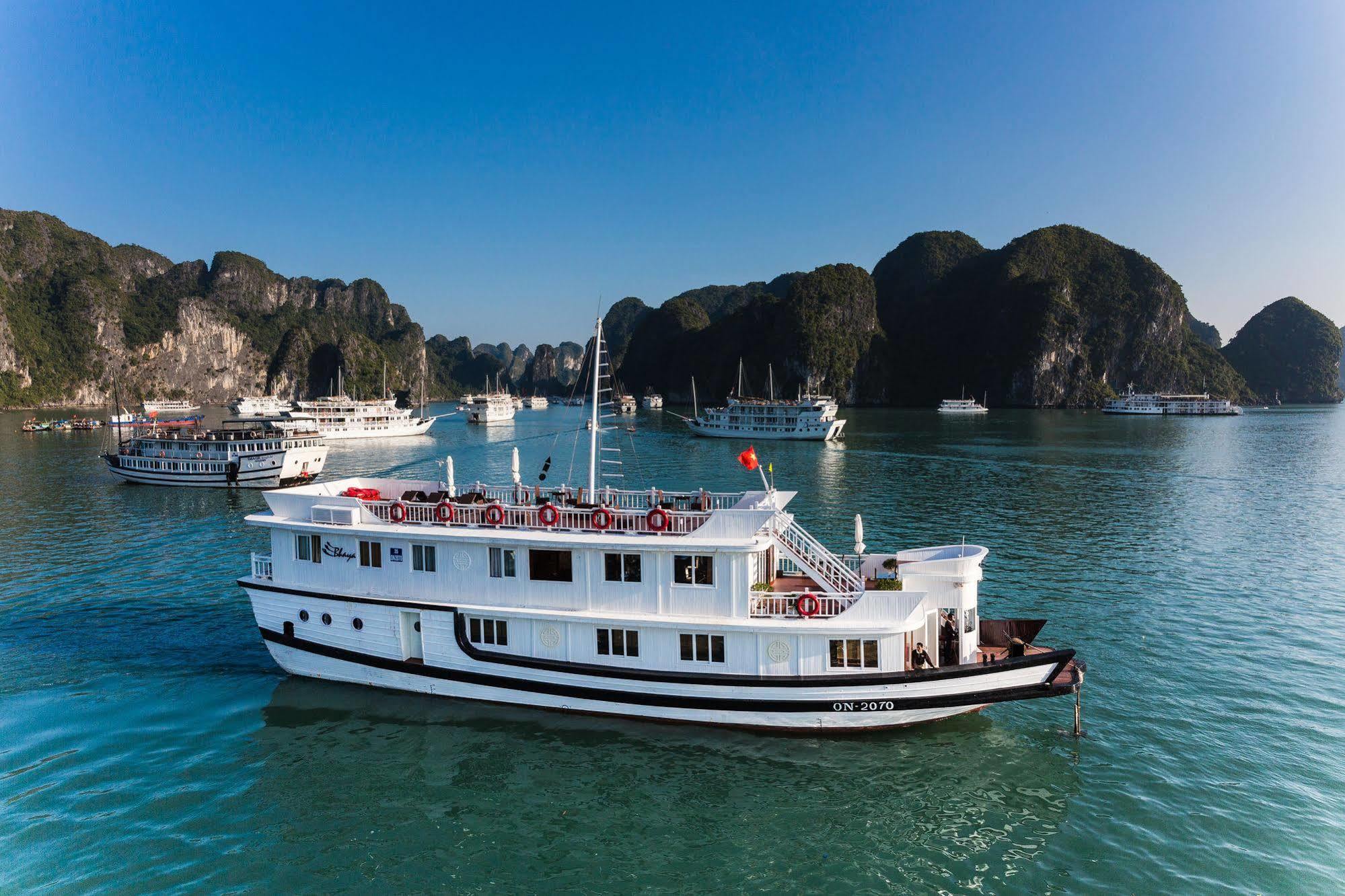 Bhaya Halong Cruises  Ha Long