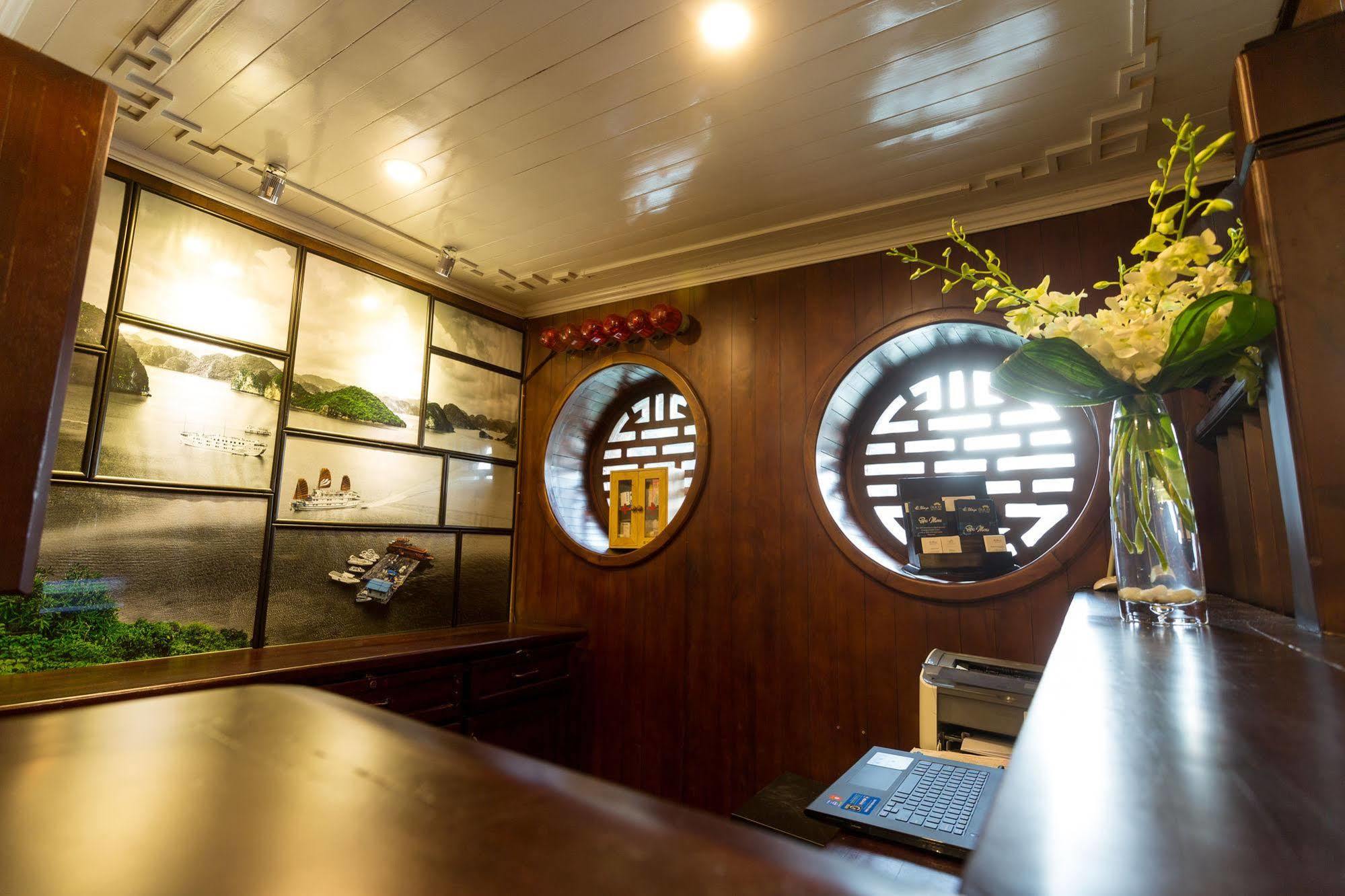 Bhaya Halong Cruises 5*