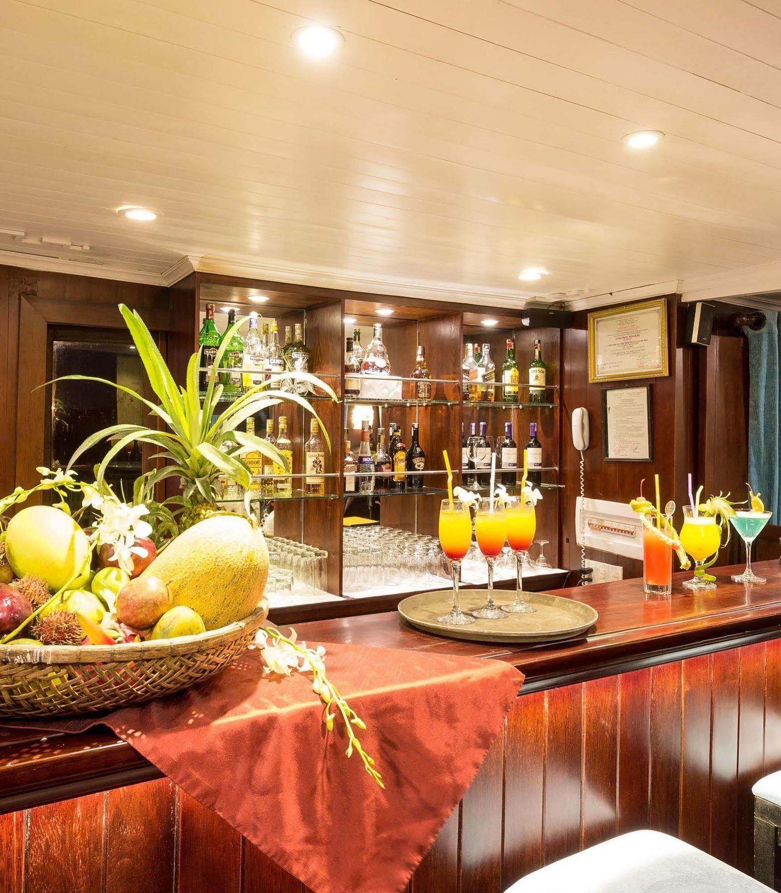 Bhaya Halong Cruises