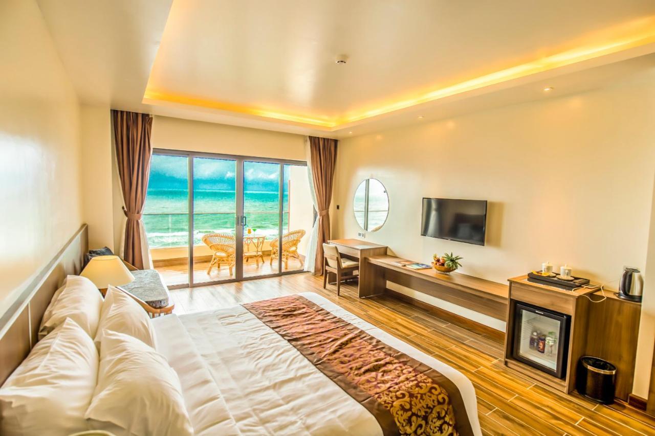 Coral Bay Resort 3*
