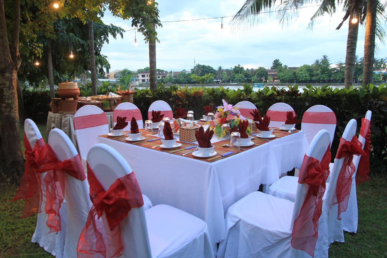 Pho Hoi Riverside Khu nghỉ mát 3*