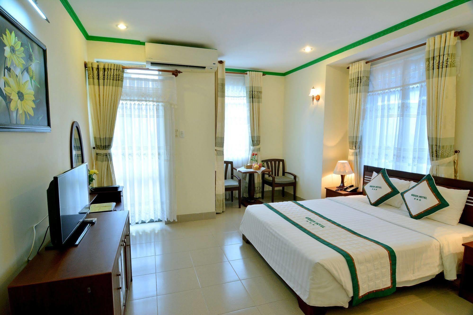 Green Hotel Hotel 3*