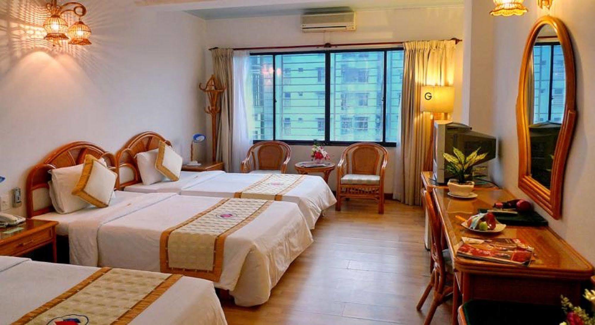 Green Hotel