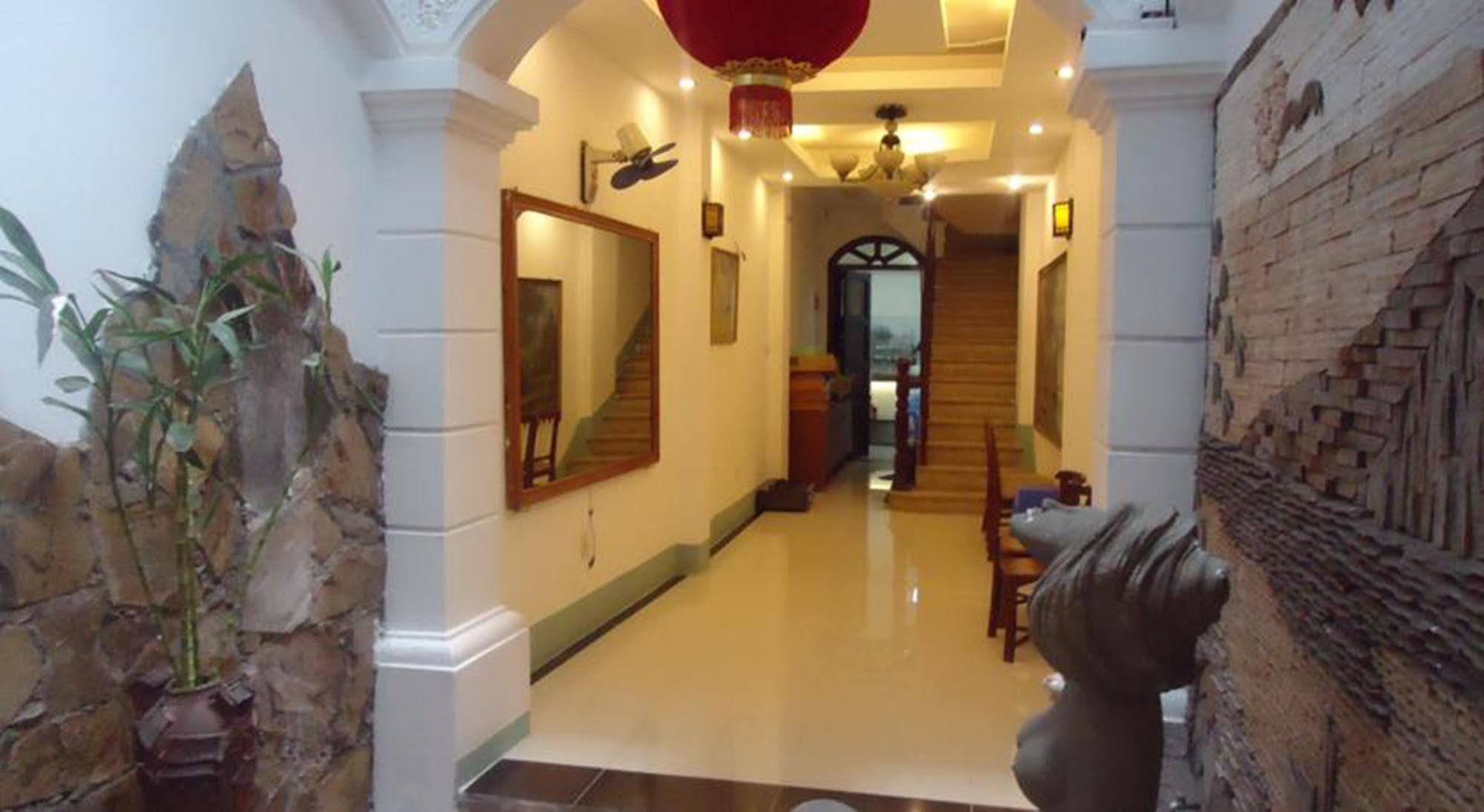 Diamond 2* Hà Nội