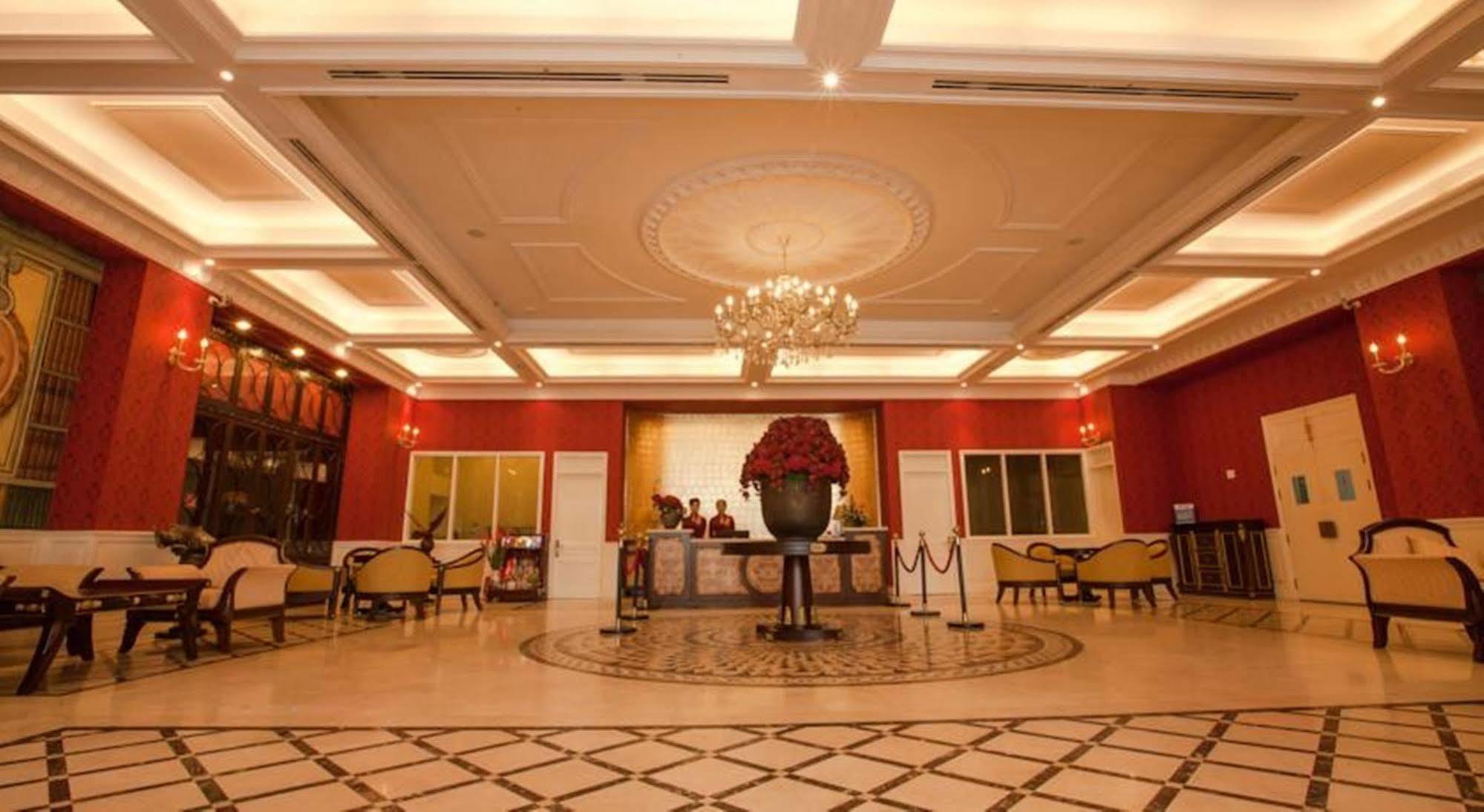 Hotel Den Long Do 3*