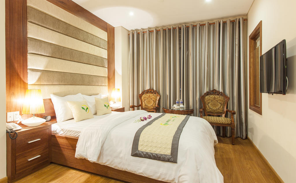Khách sạn Moonlight & - Center, High Floor, Great Location & Great Views & Dragon Bridge Views