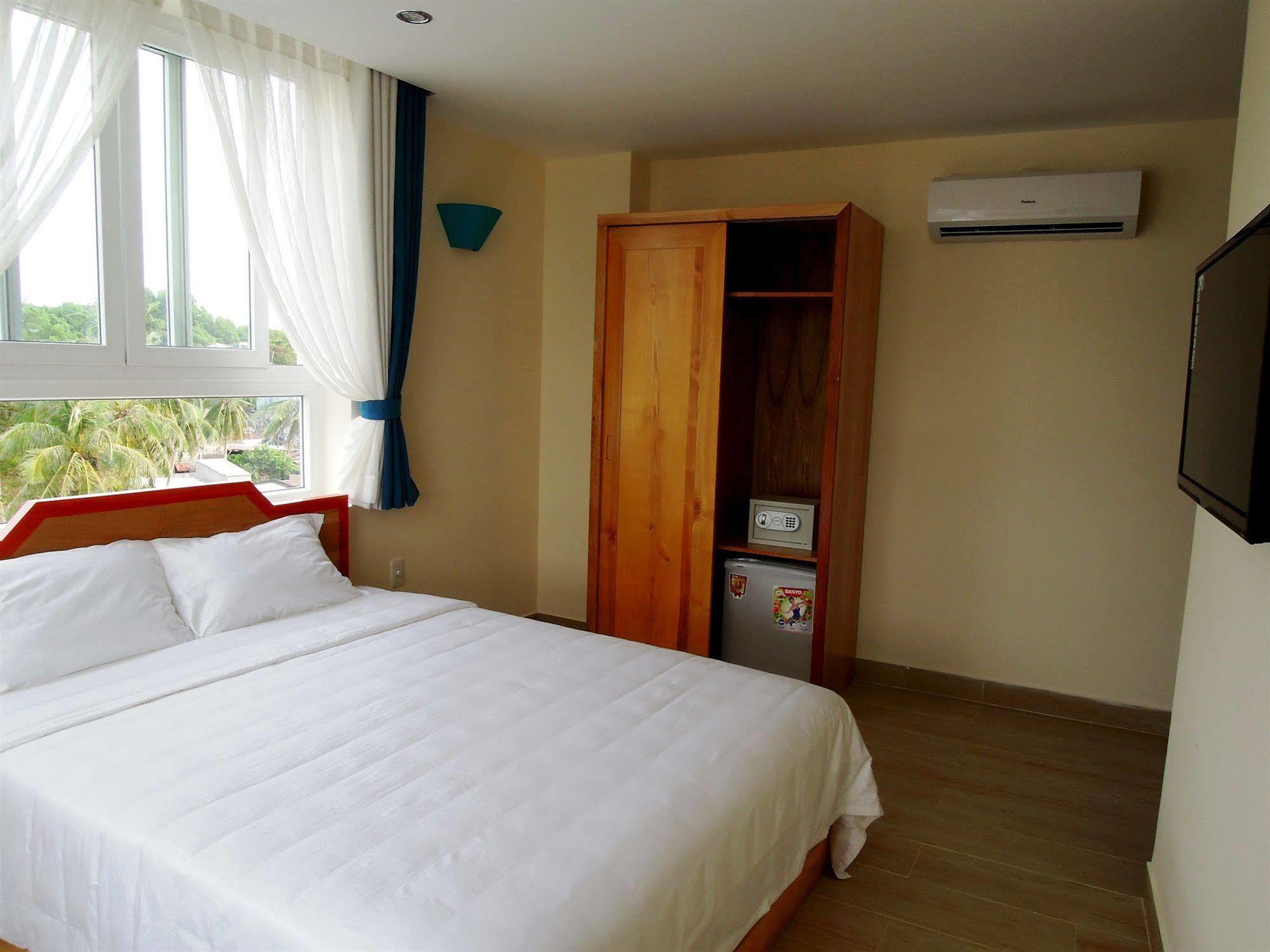 Gia Huy Hotel 3*