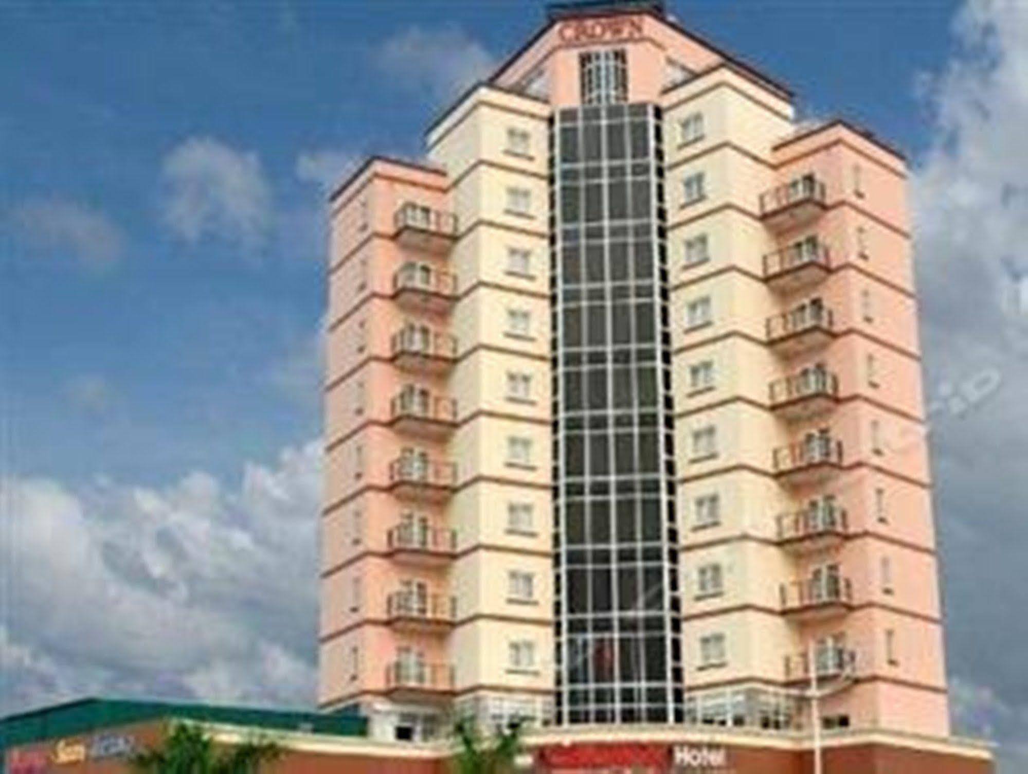 Crown 3* Ha Long
