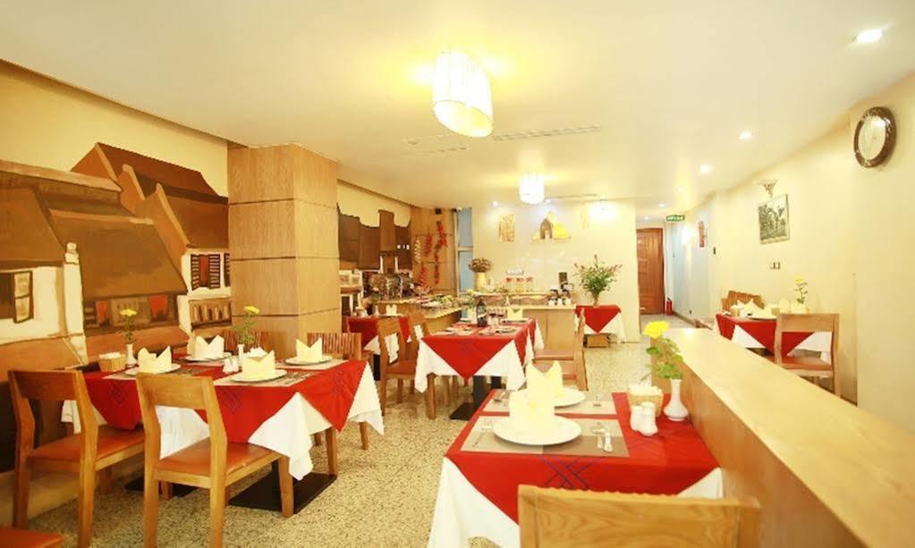 Khách sạn A1 3*