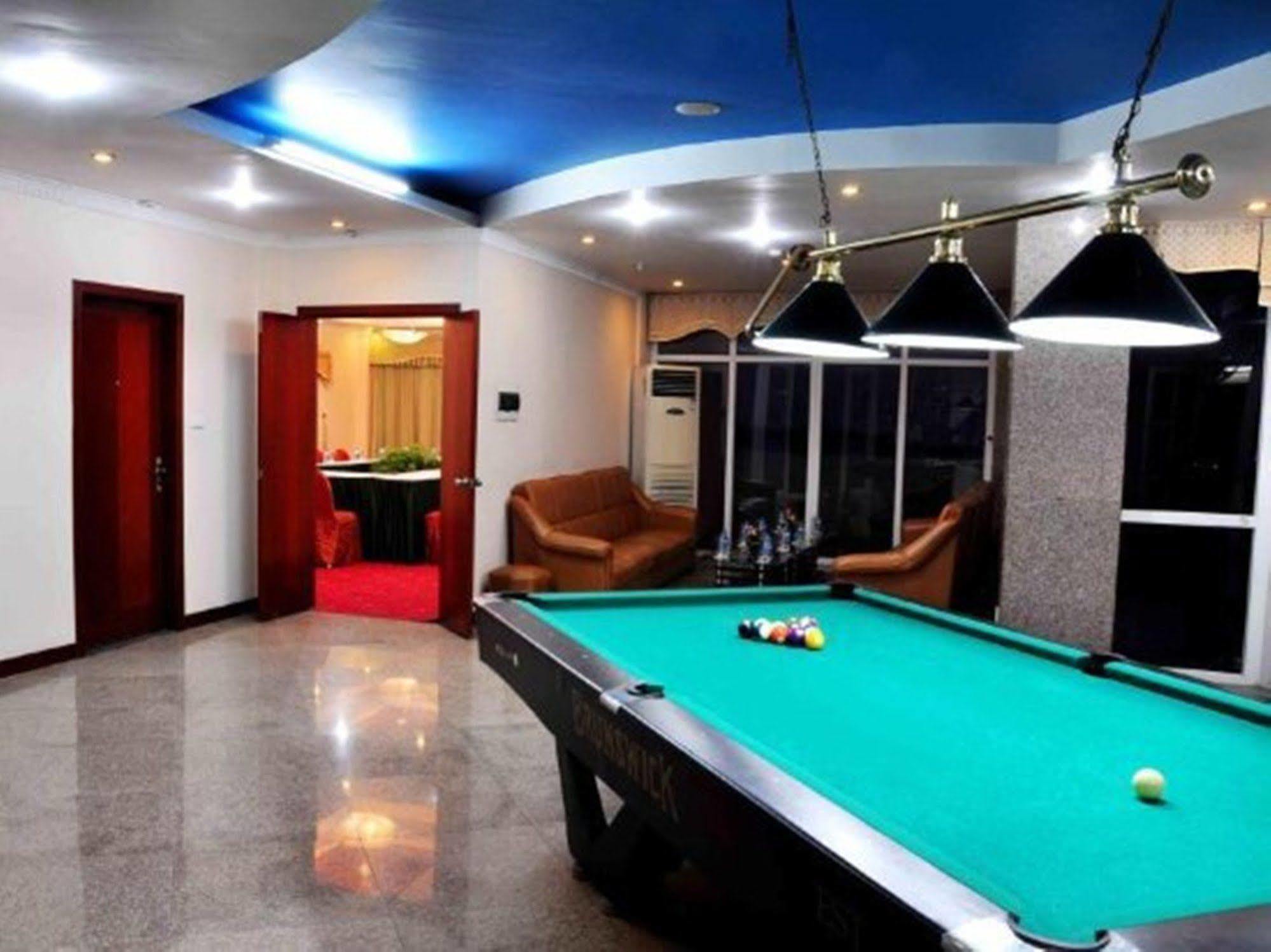 Hotel Crown
