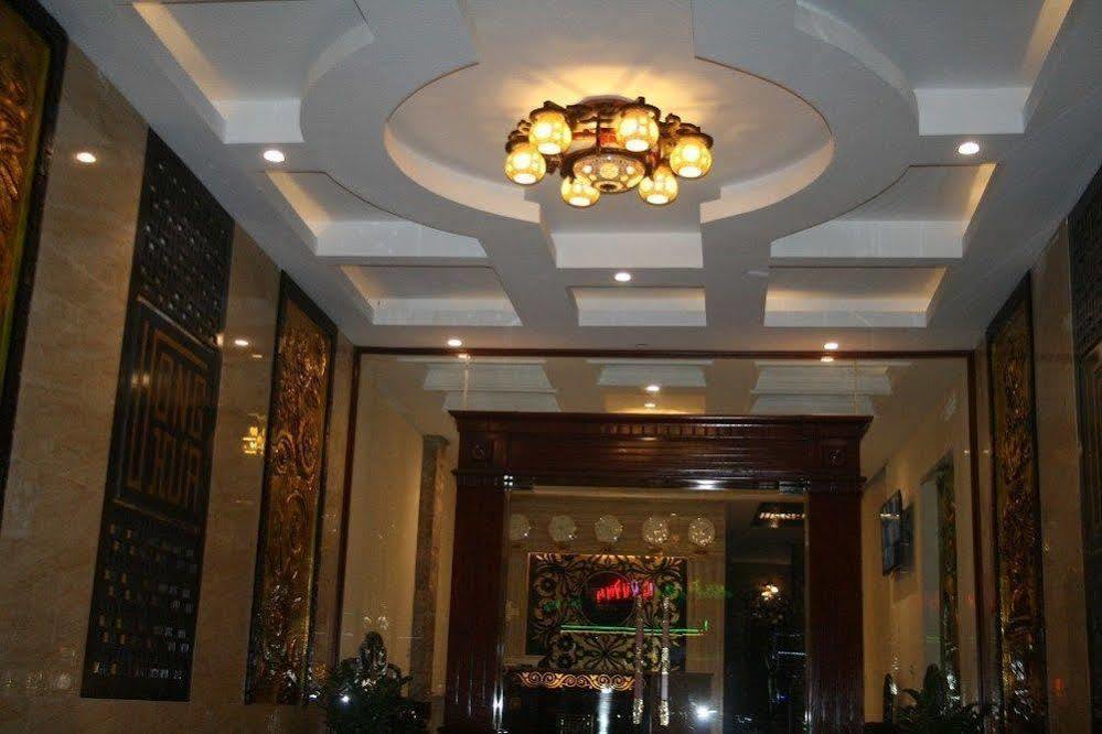 Vong Xua Boutique