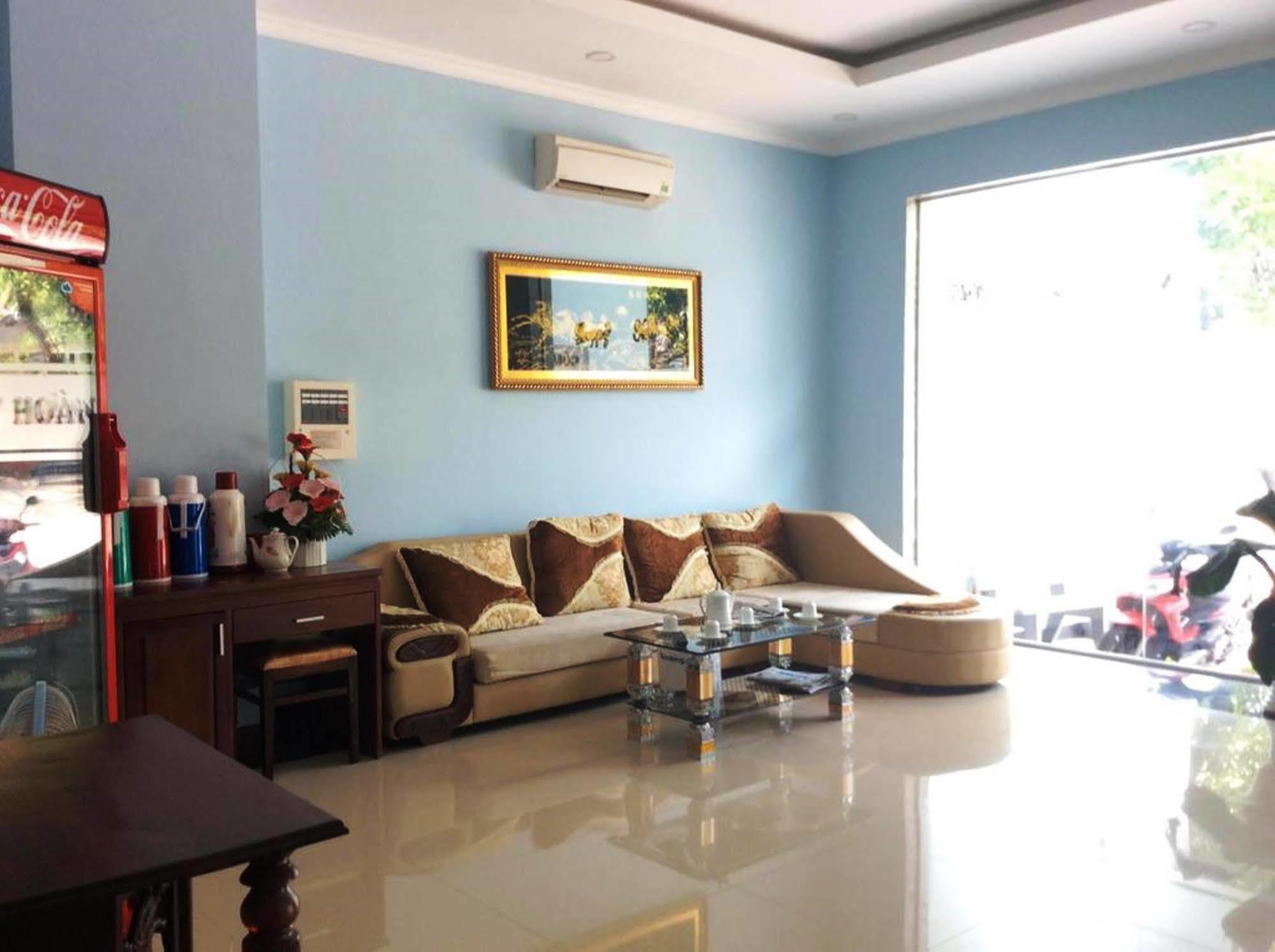 Huy Hoang Hotel 2*