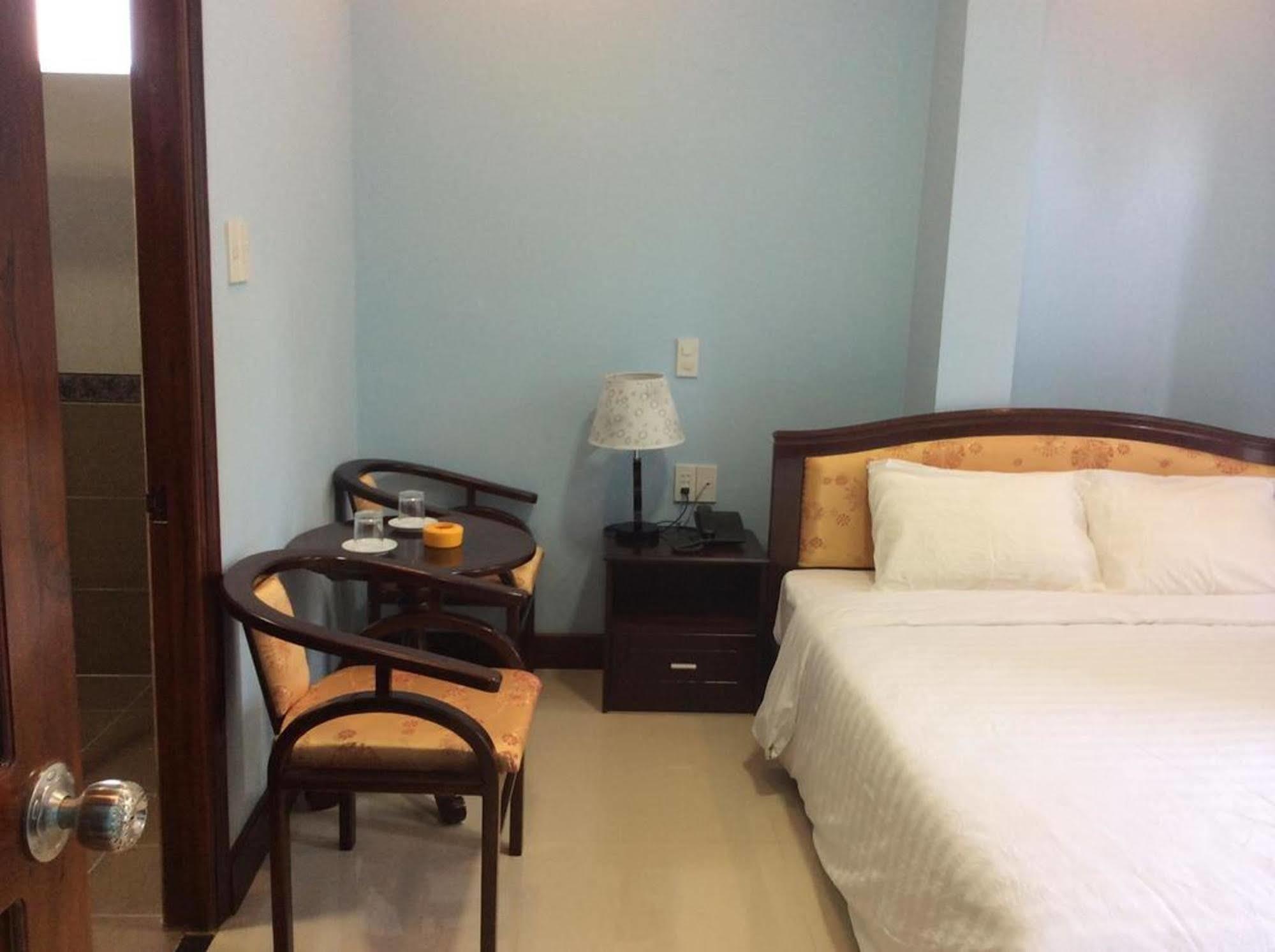 Hotel Huy Hoang