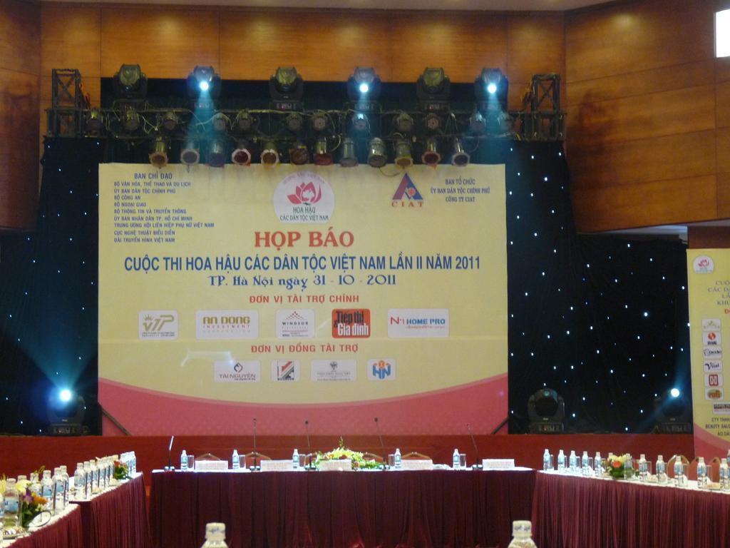 Hotel Cwd 3*