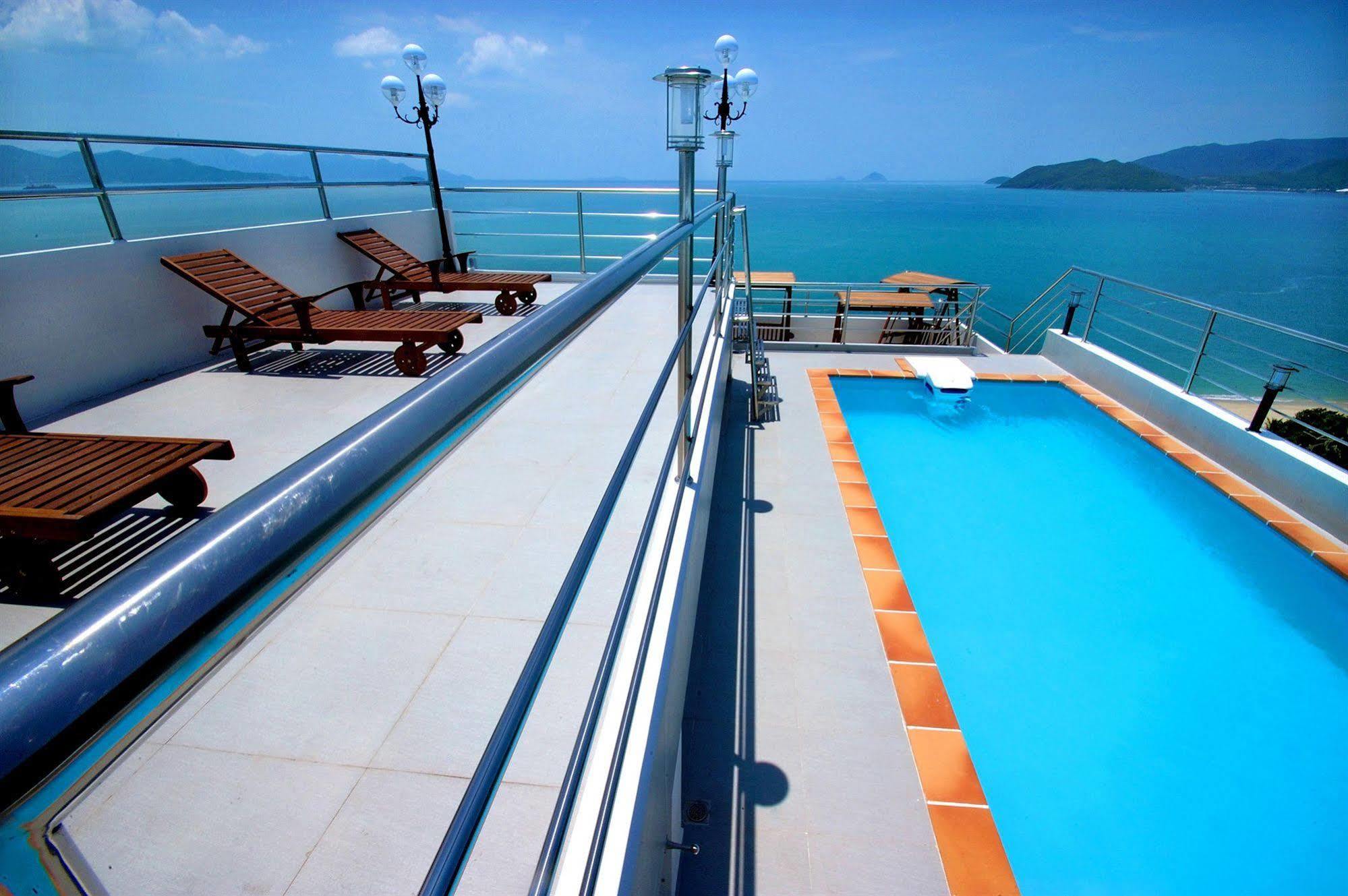 Blue Pearl Hotel