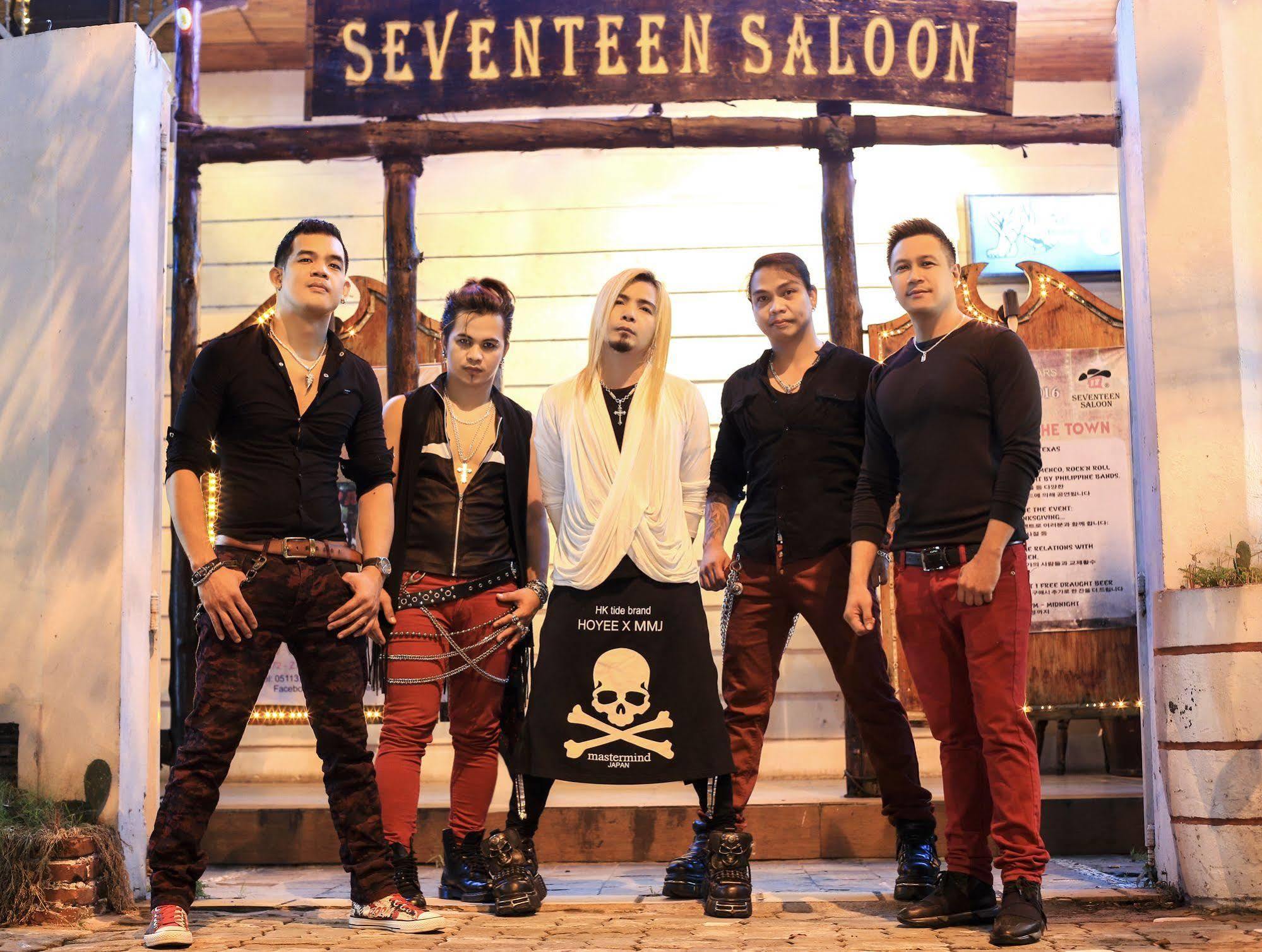Seventeen Saloon Hotel