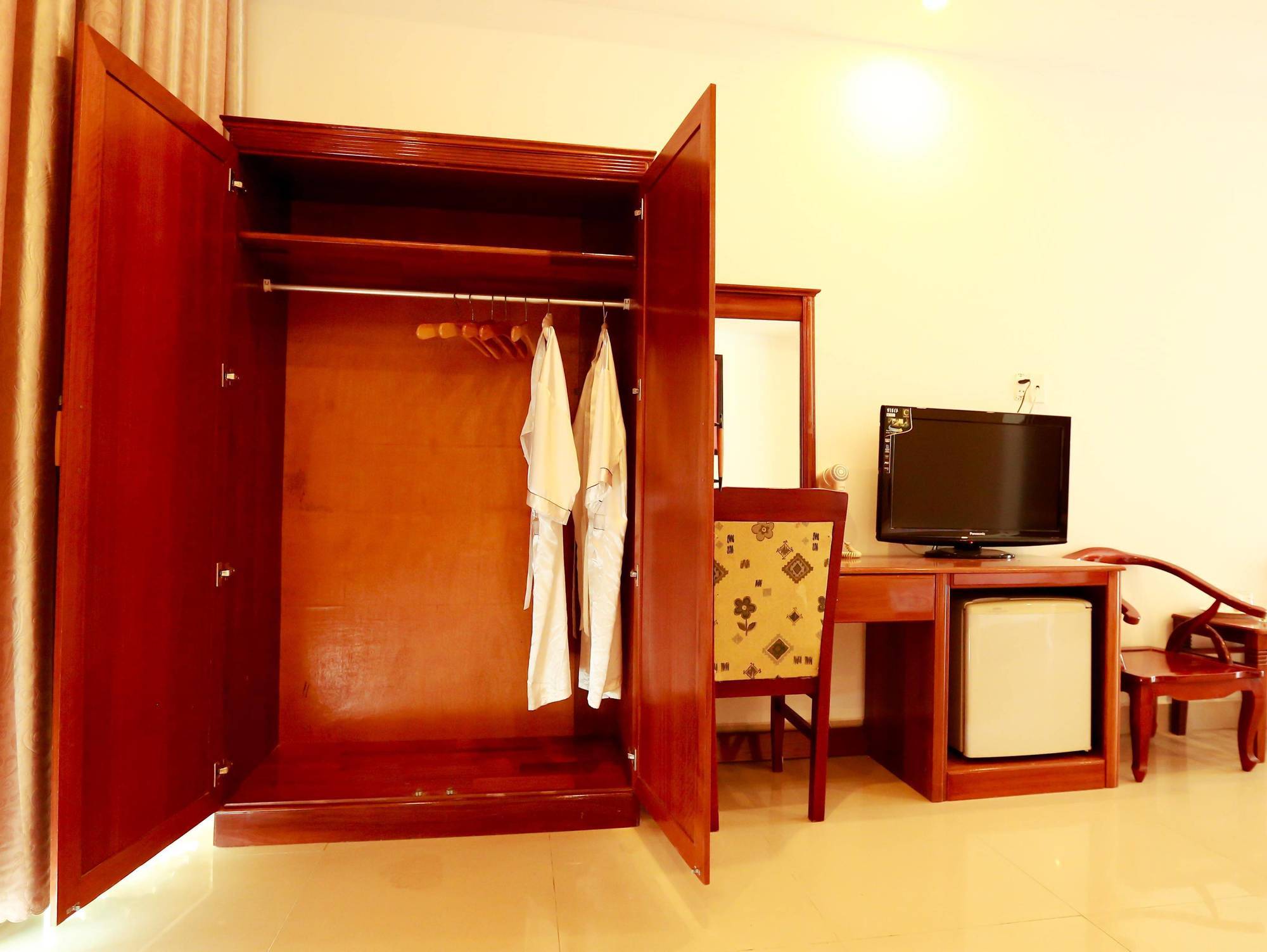 Xuan Hung Hotel 2*