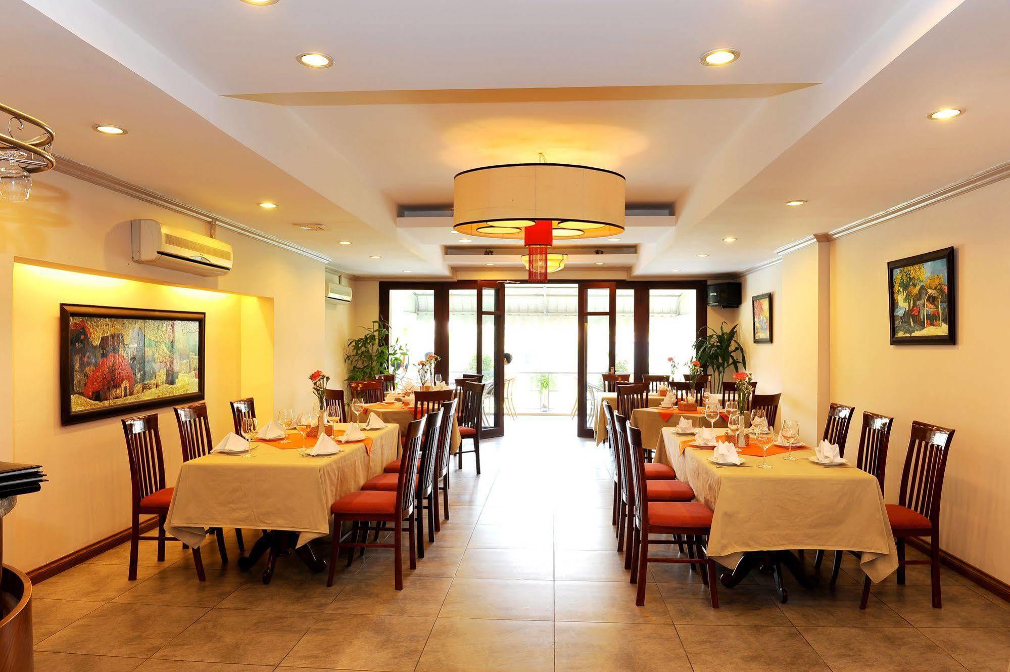 Paloma Hotel