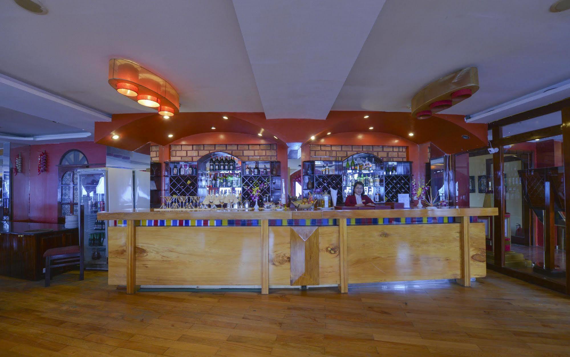 Hotel Chau Long