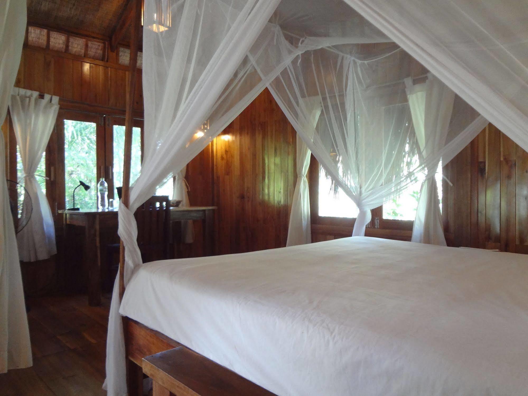 Hotel Freedomland Phu Quoc 2*