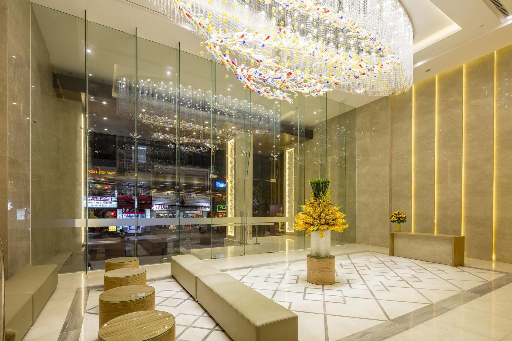 Hotel Rosaka 4*