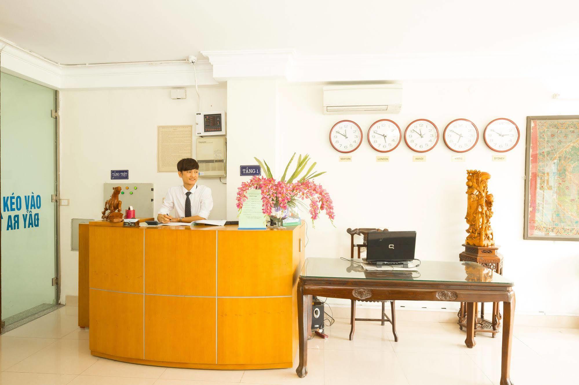 Lotus Hanoi