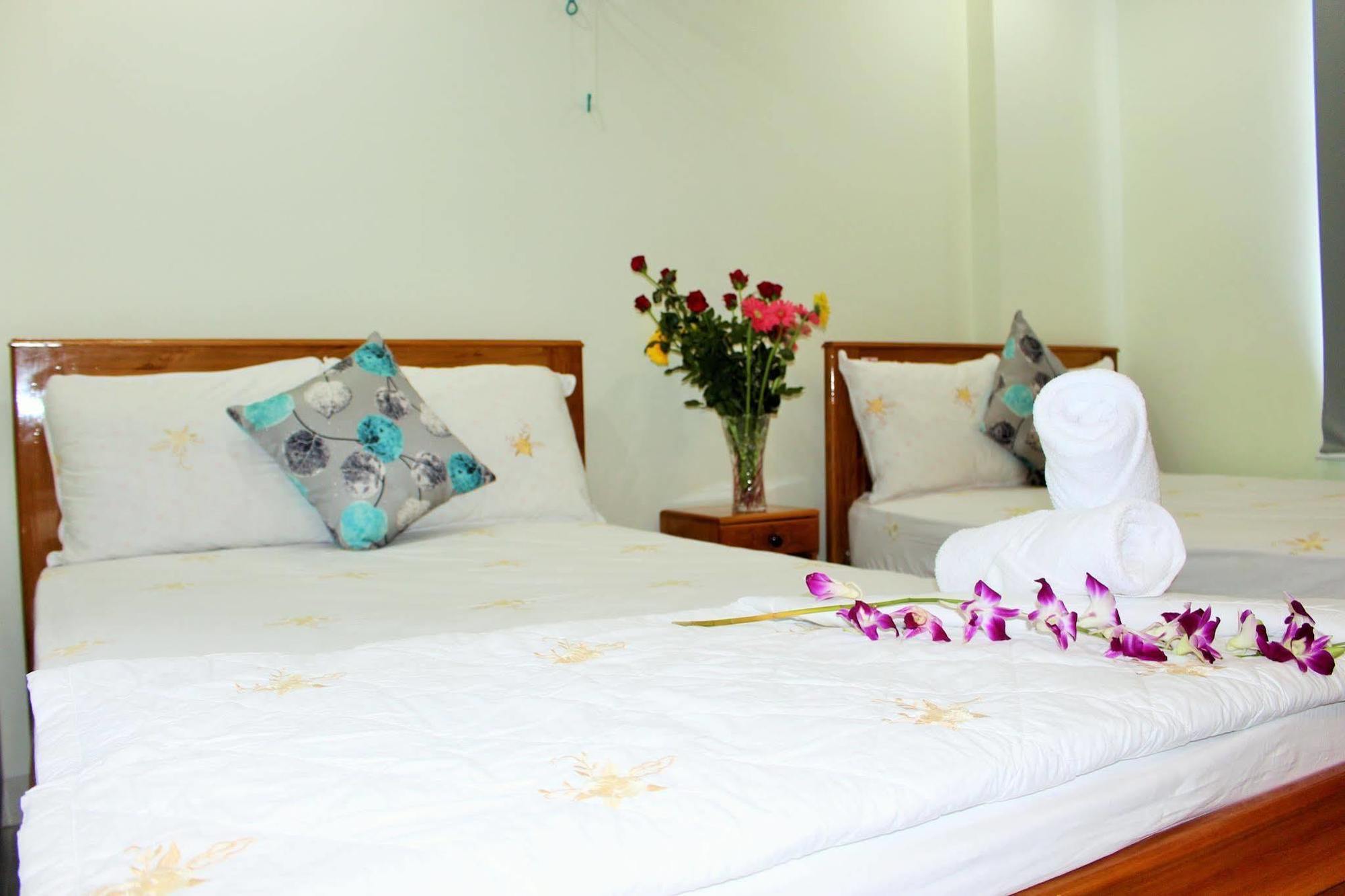Hotel Bo Bien Nga Nha Trang